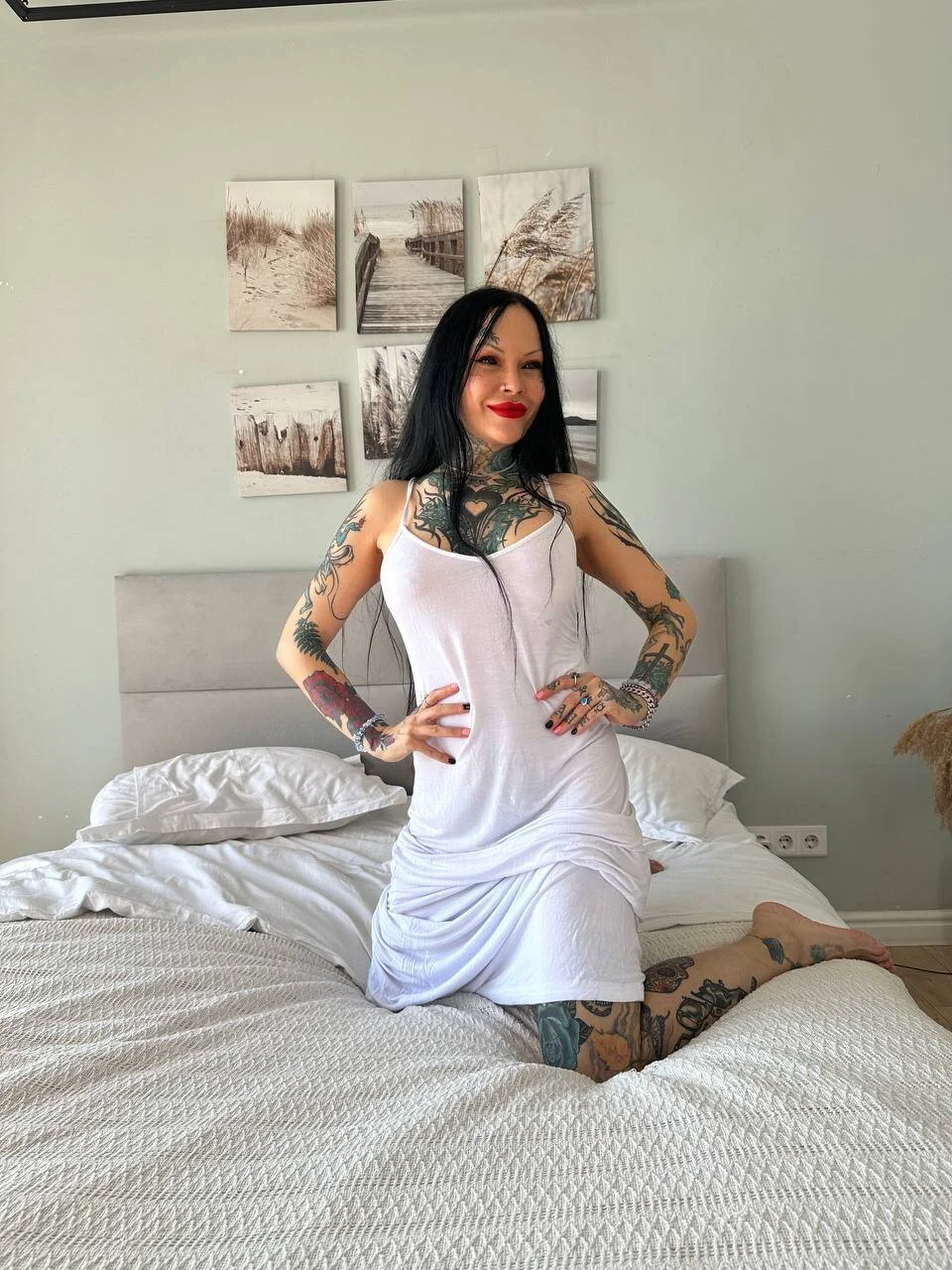 XXX Porn Photo of Nude Megan_Black_Moon 99