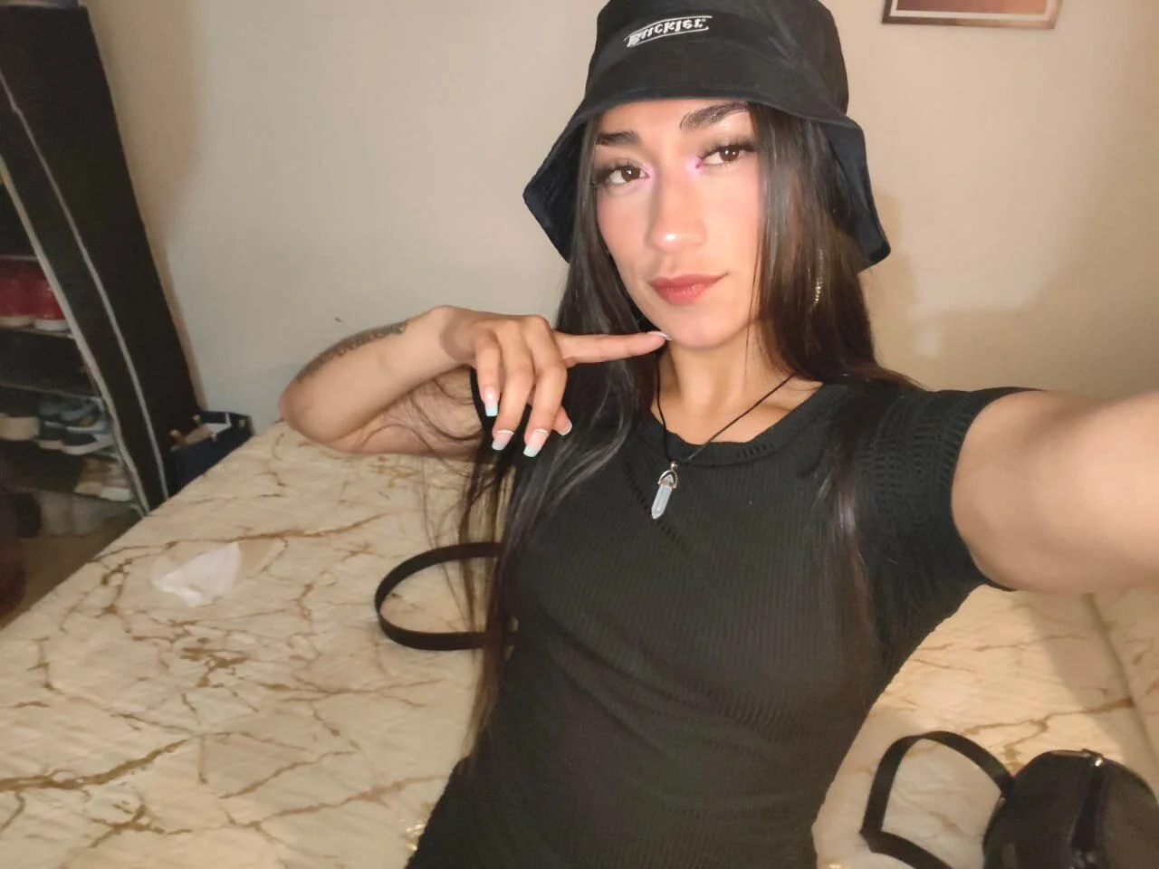 XXX Porn Photo of Nude Mia_strong_m 3