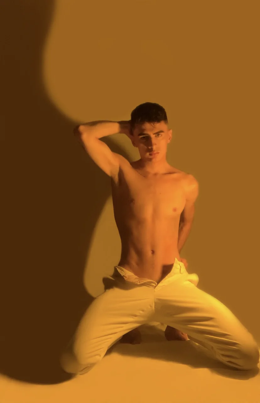 XXX Porn Photo of Nude Aaron_Tate 9