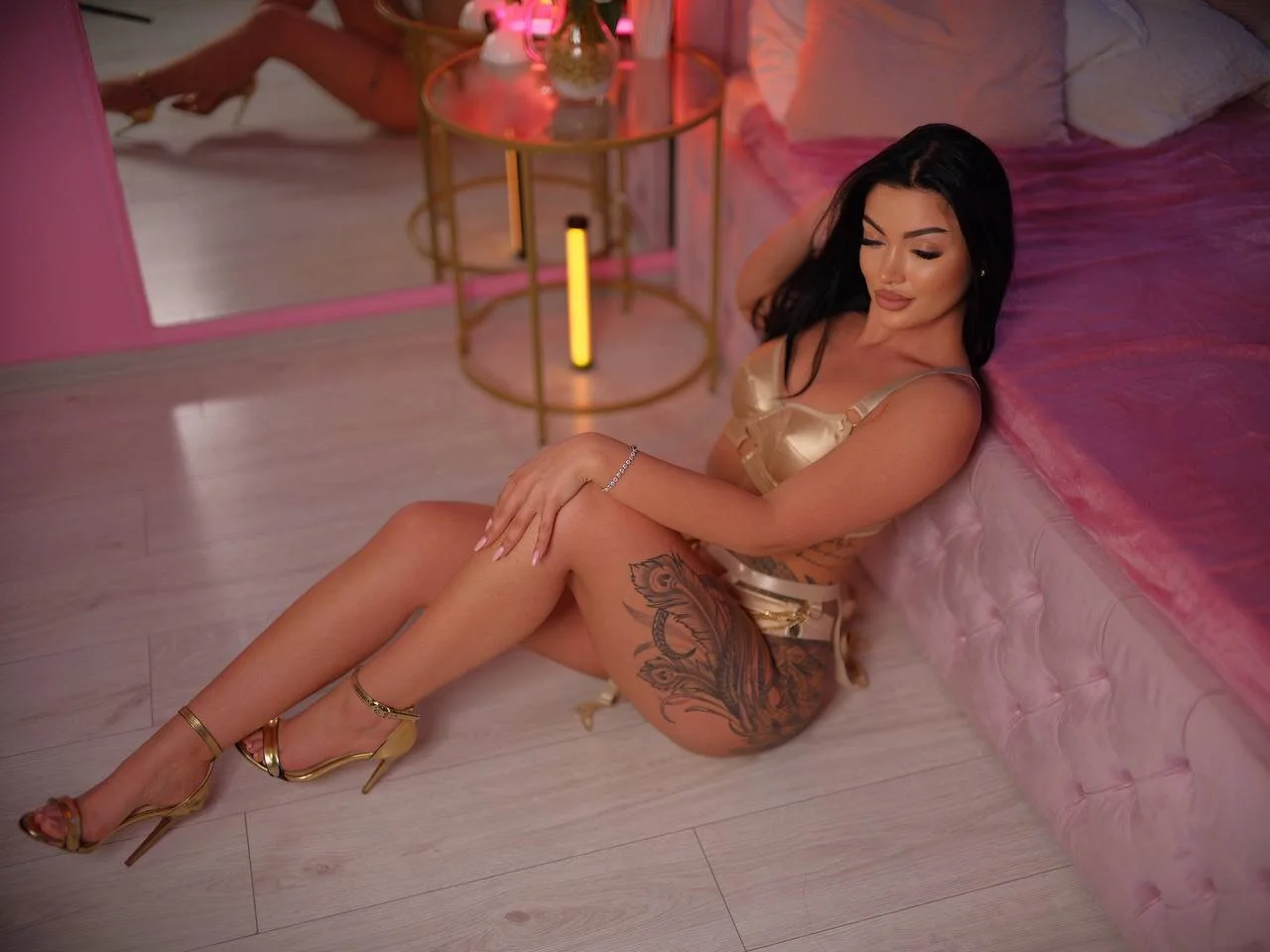 XXX Porn Photo of Nude juliexxx 13