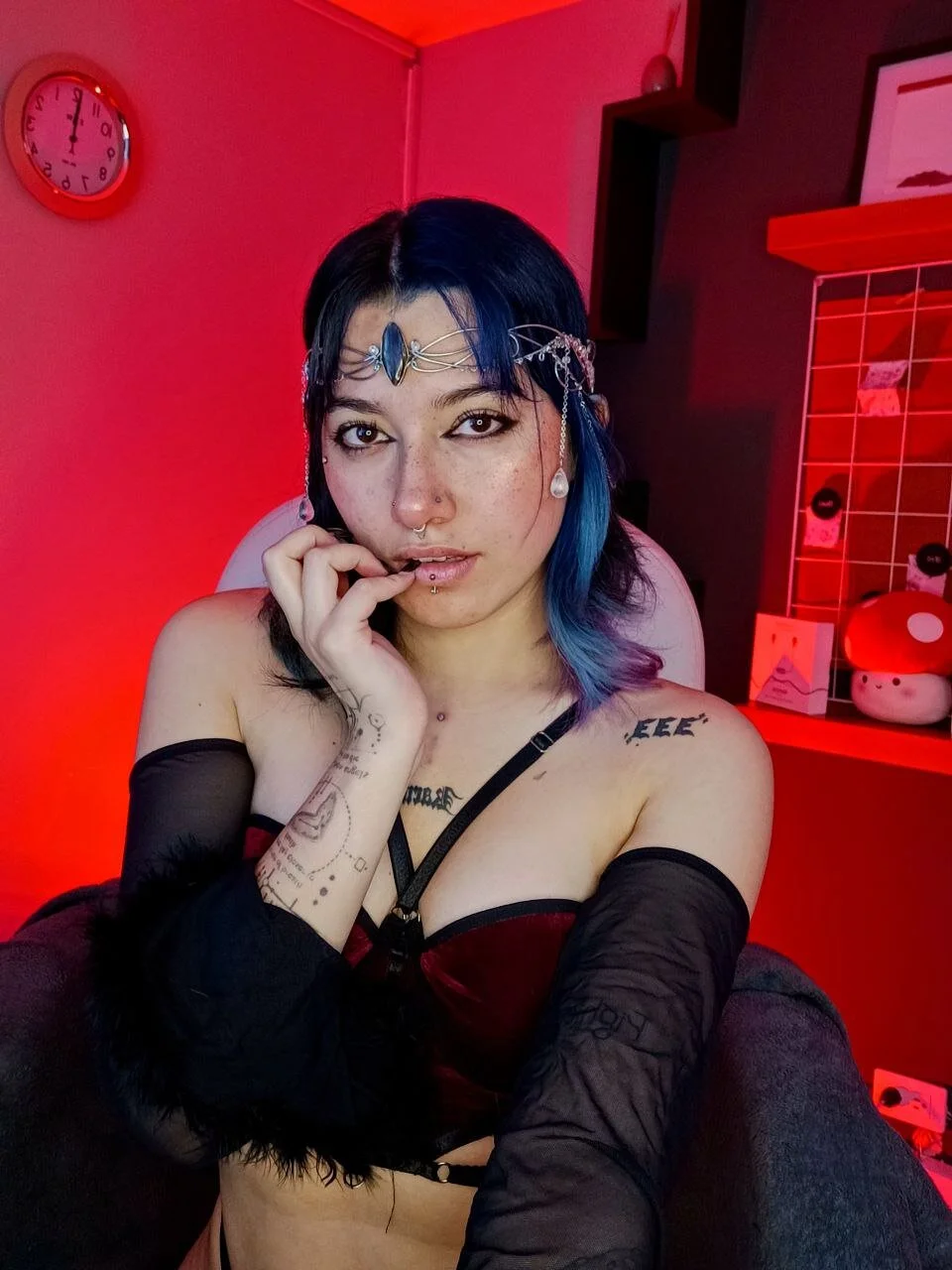 XXX Porn Photo of Nude _zephyr_ 45