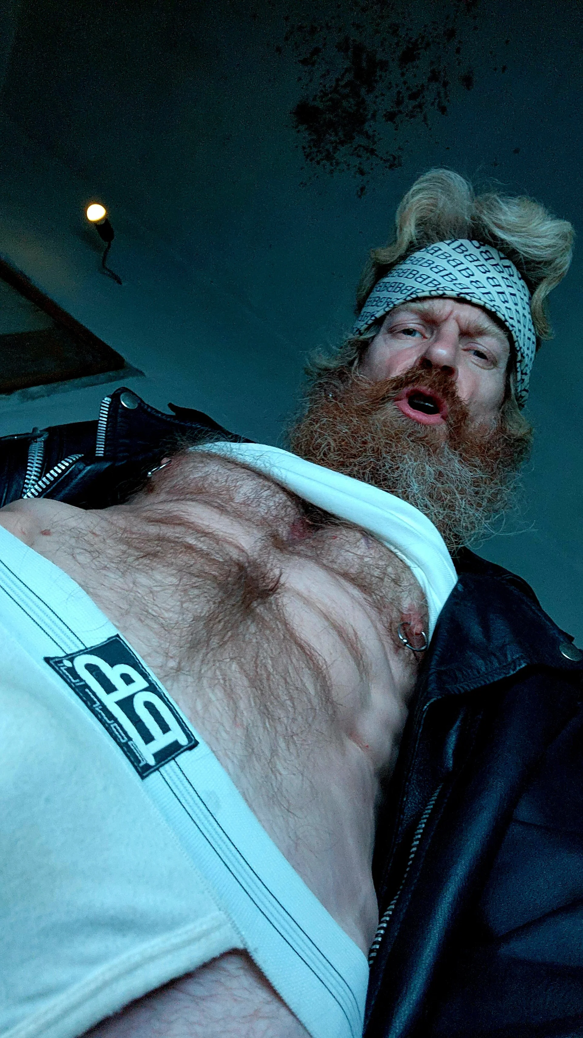 XXX Porn Photo of Nude Gingerbeard40 101