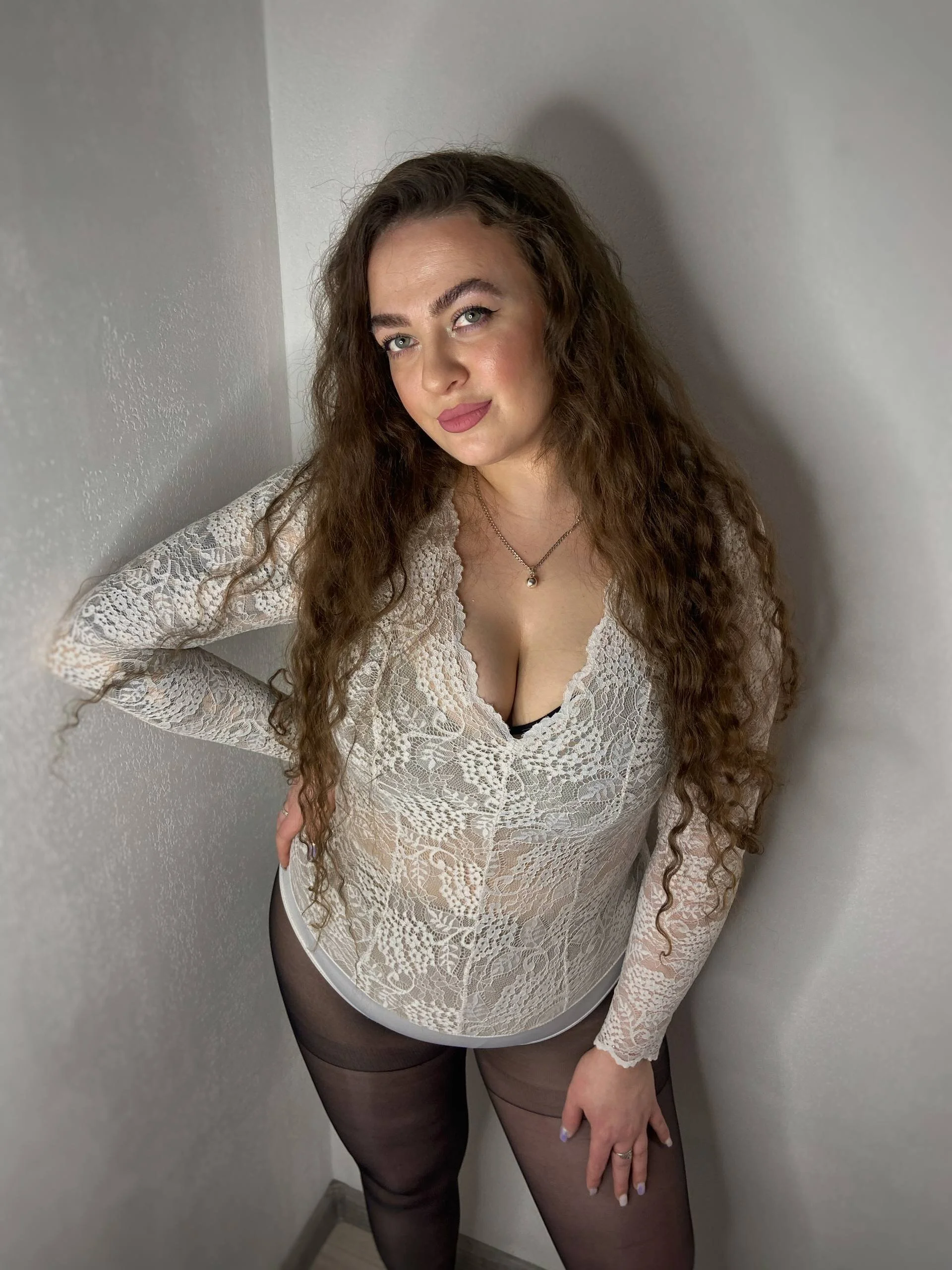 XXX Porn Photo of Nude Charlottecurvyy 4