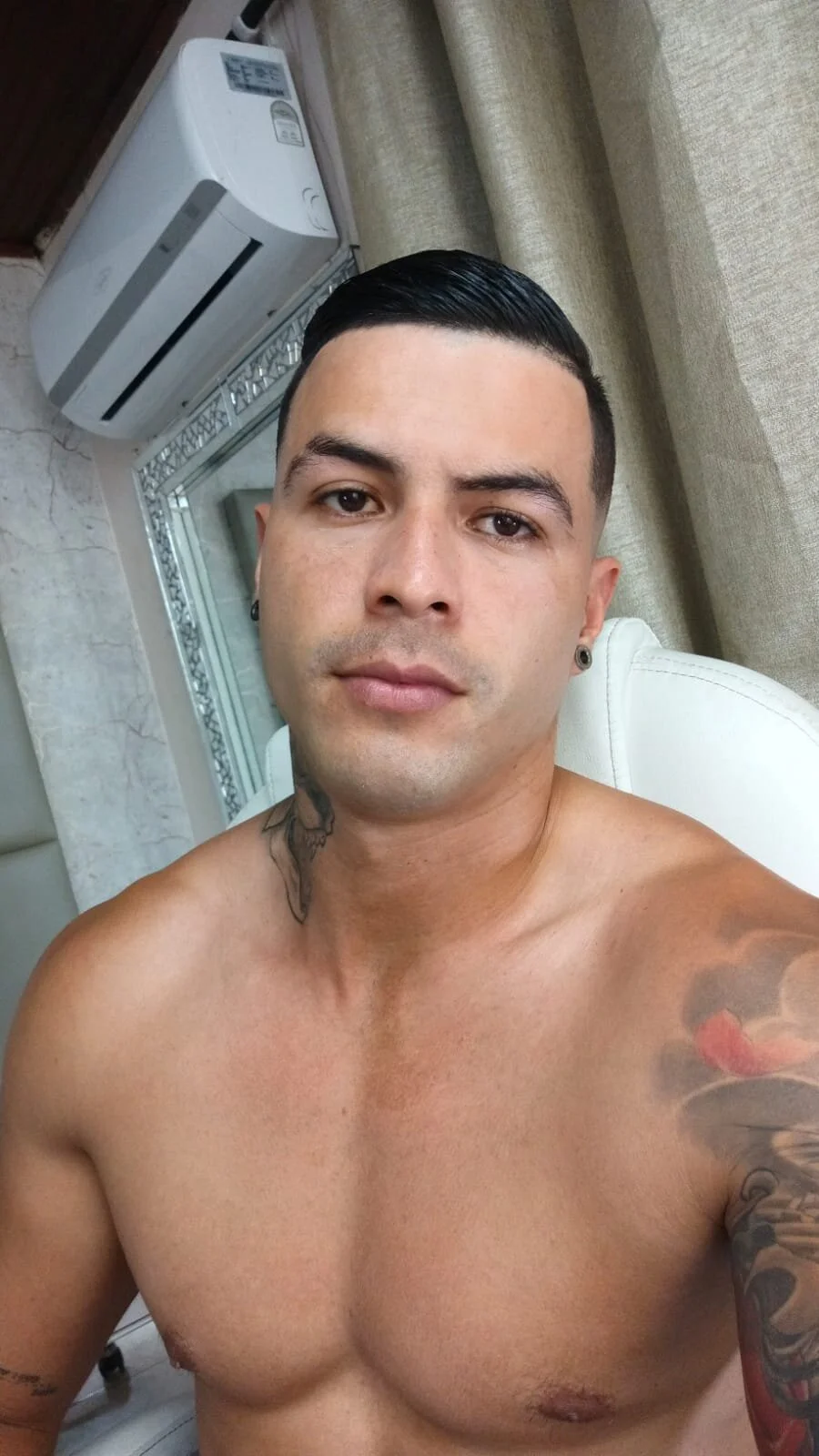 XXX Porn Photo of Nude andres-clark92 11