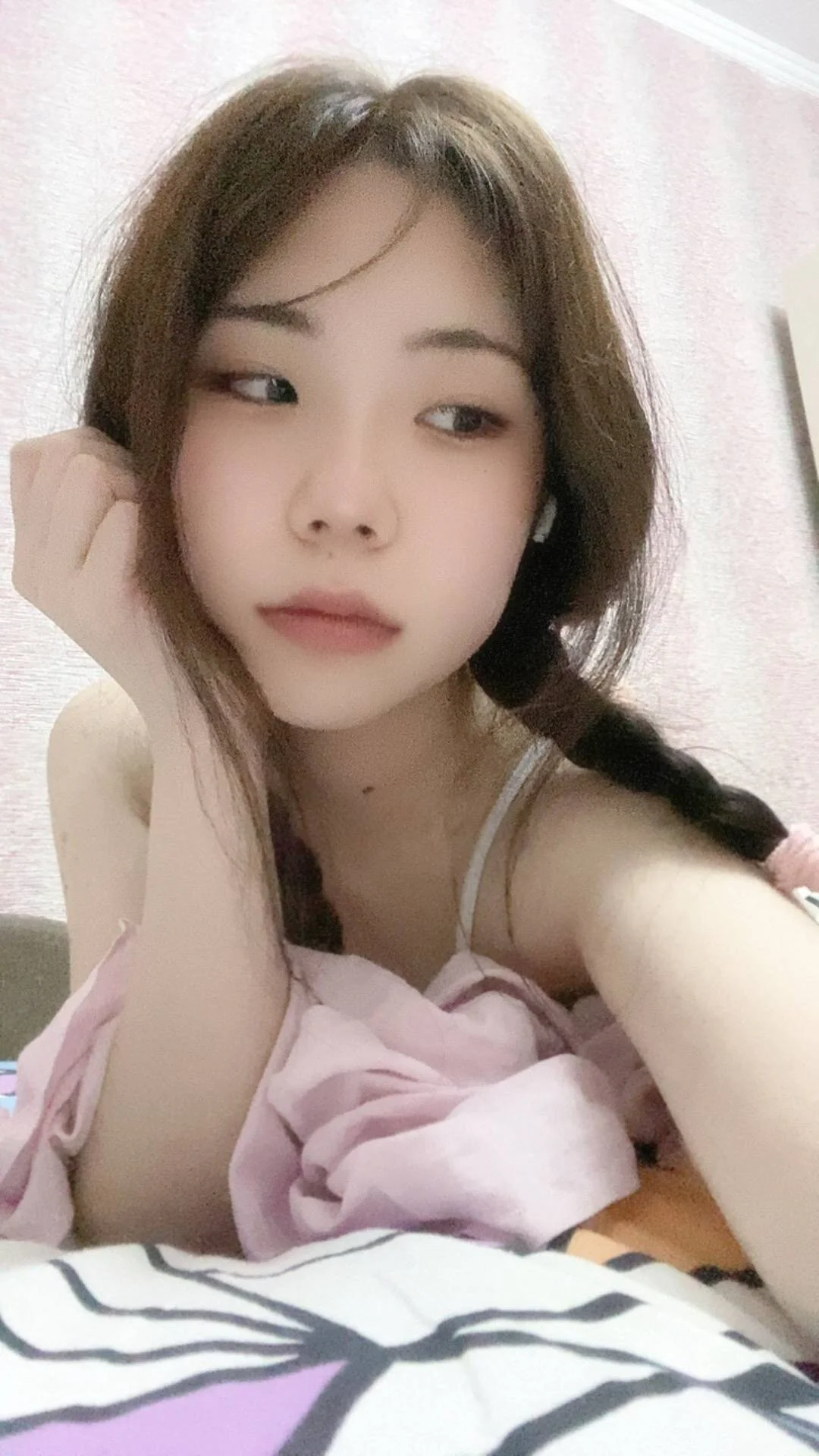 XXX Porn Photo of Nude AprilOnilll 8