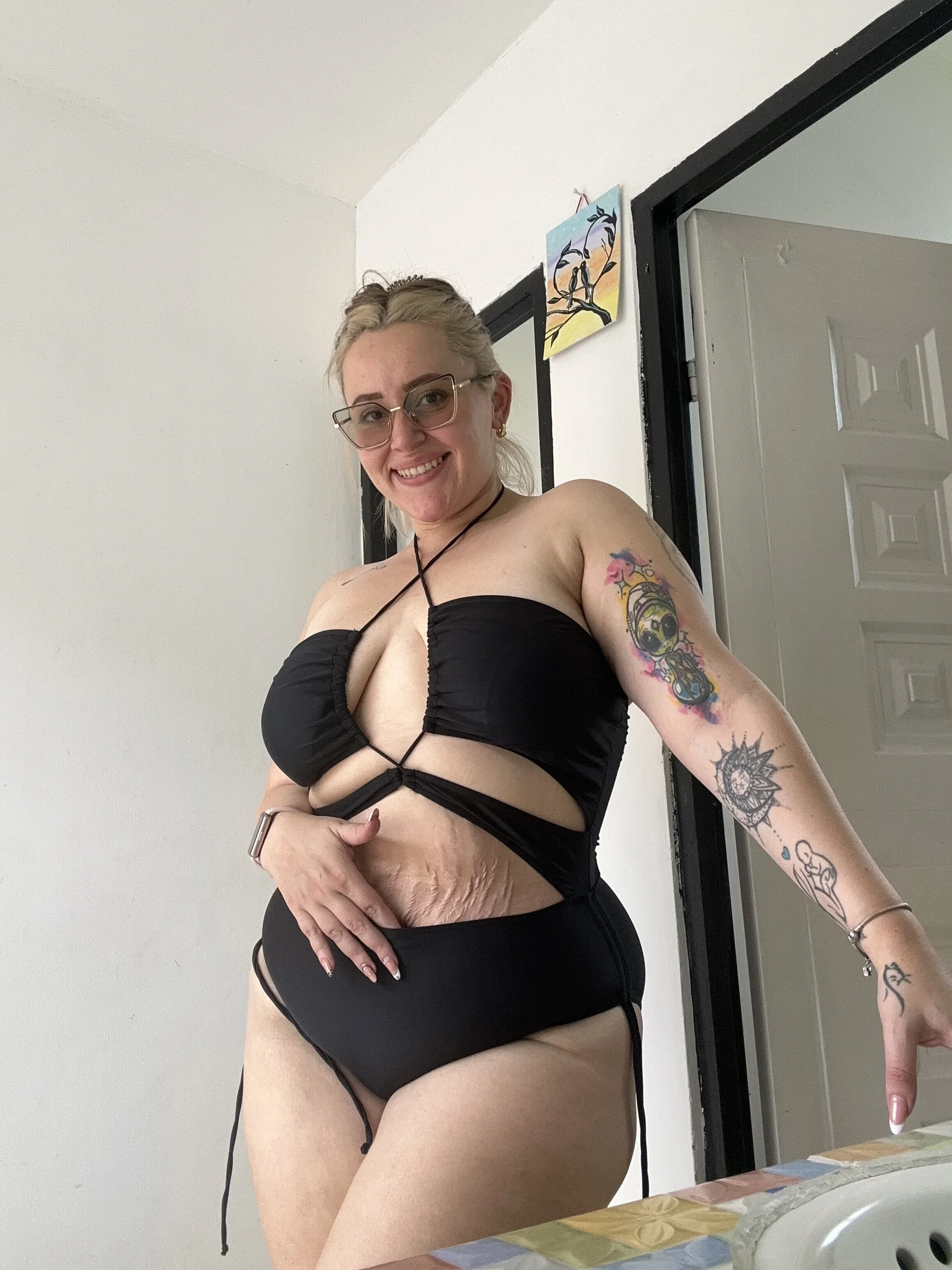 XXX Porn Photo of Nude CurvyLust_x 30