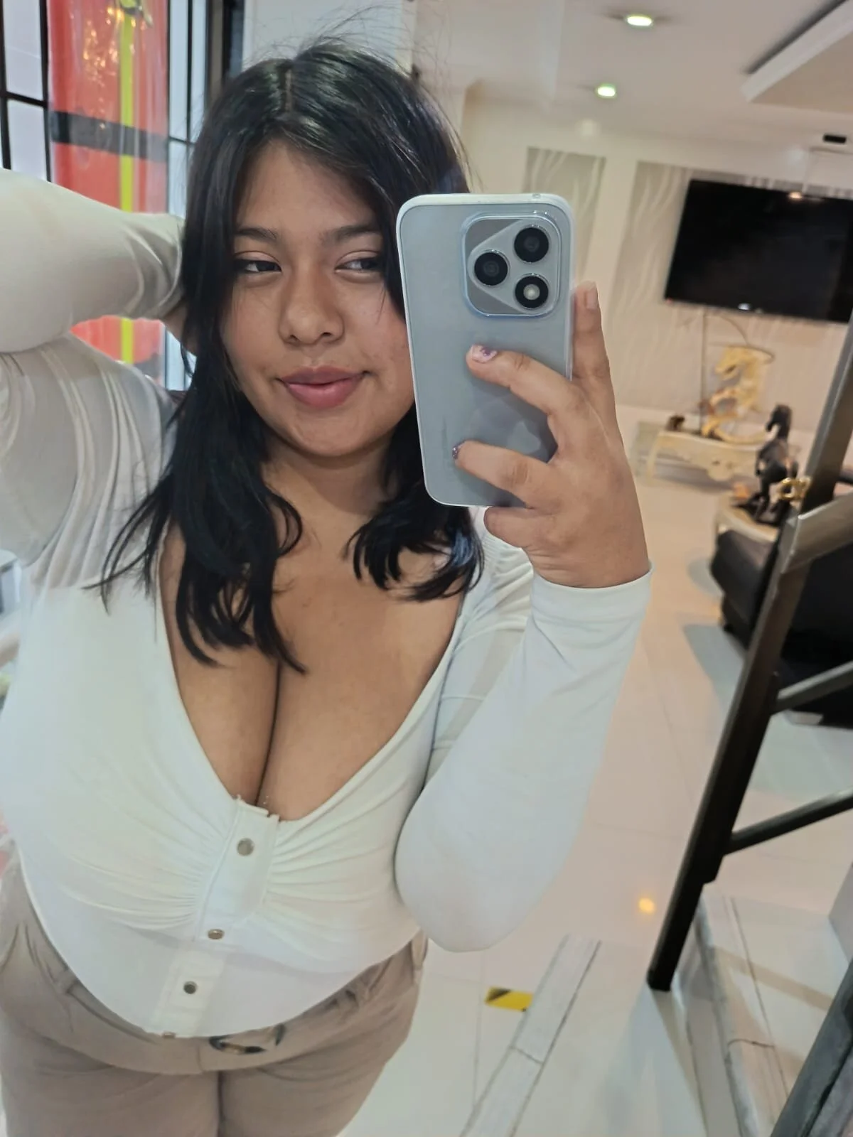 XXX Porn Photo of Nude ema__adams 3