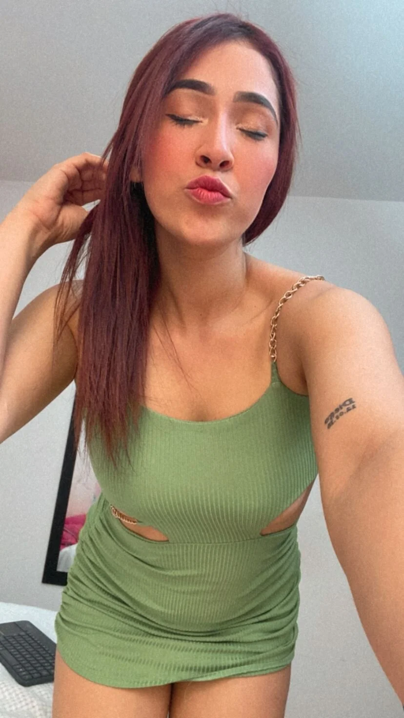 XXX Porn Photo of Nude NicollColeman 11