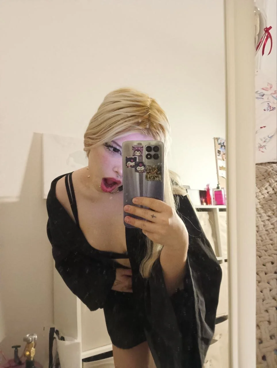 XXX Porn Photo of Nude Cuddly_Kitten 10