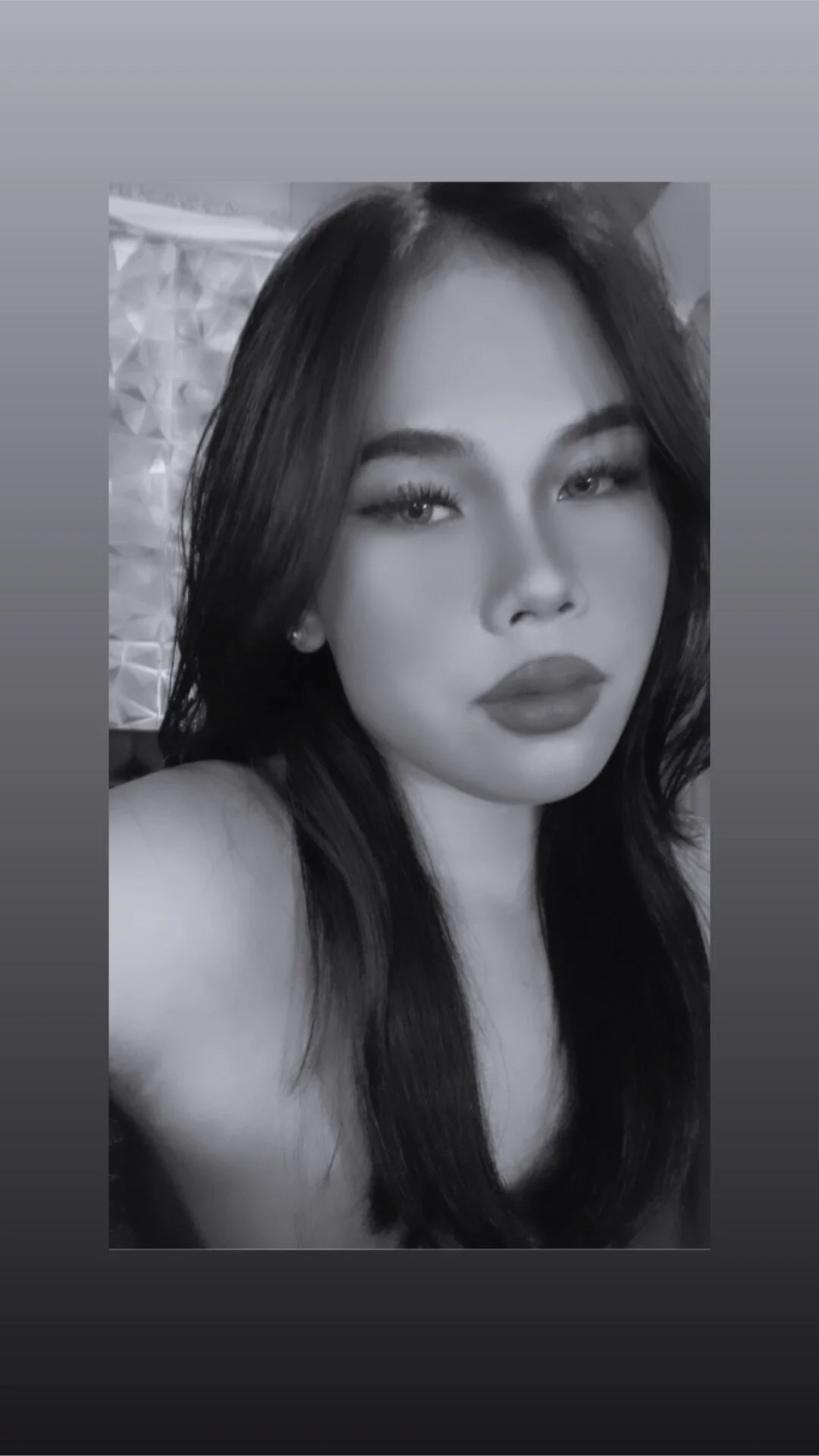 XXX Porn Photo of Nude AshGrand 1