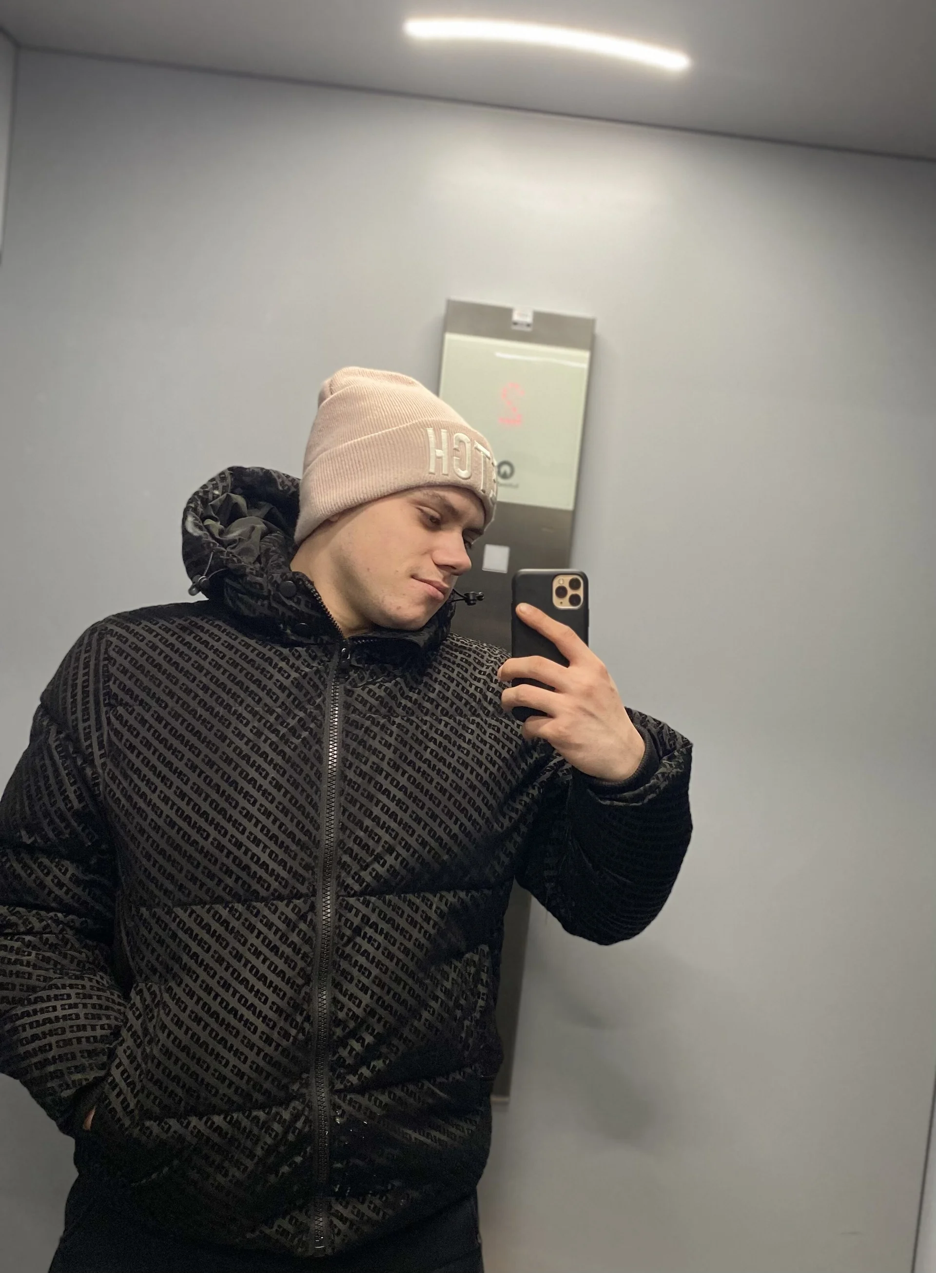 XXX Porn Photo of Nude YouBMan 2