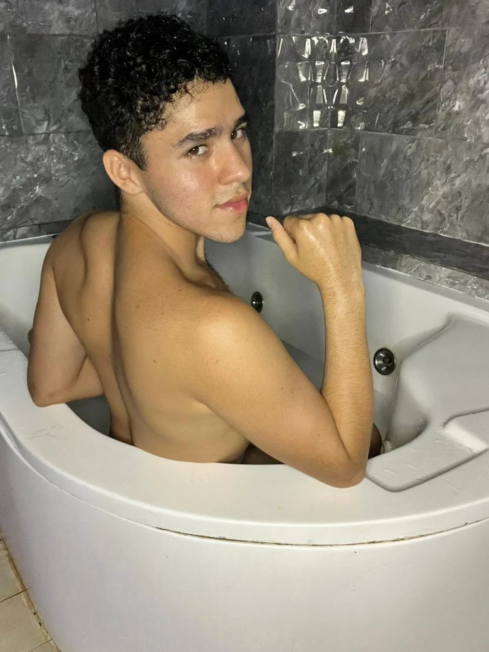 XXX Porn Photo of Nude LiamNovak 83