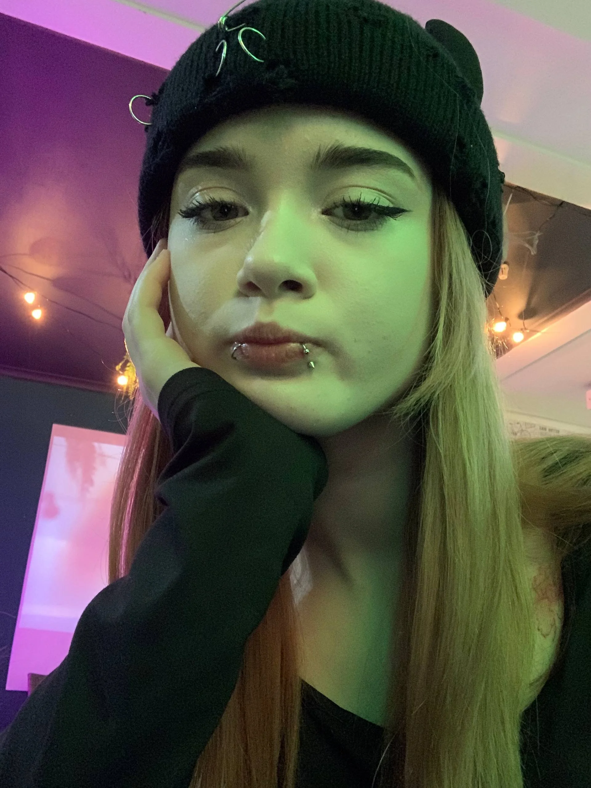 XXX Porn Photo of Nude liana_kisses 119