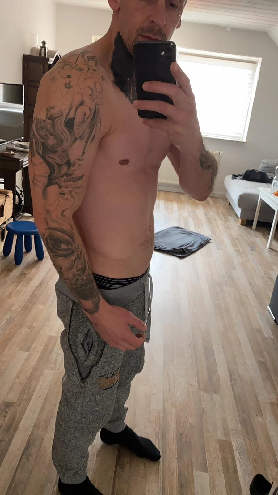 XXX Porn Photo of Nude pillepallex84x 9