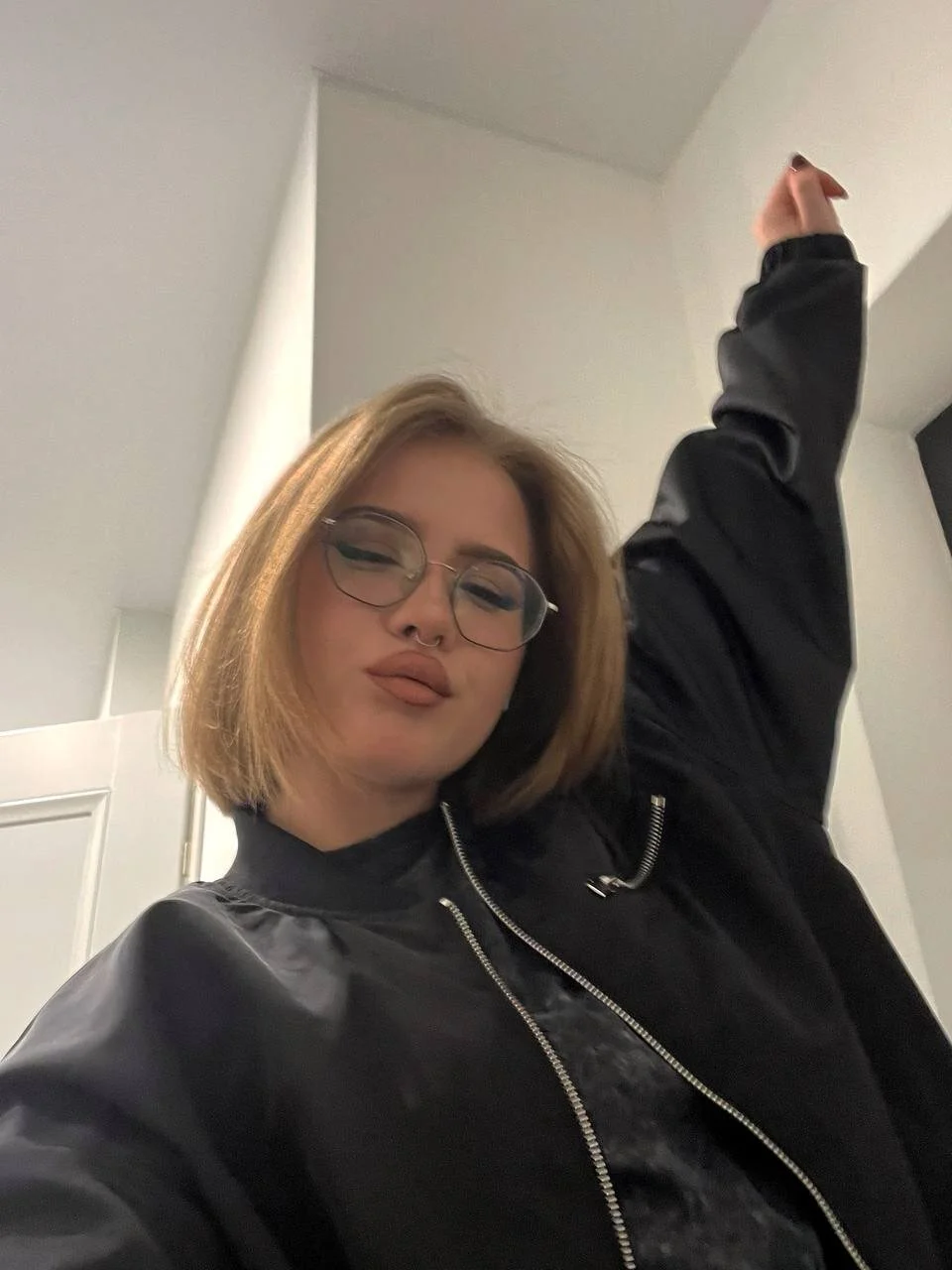 XXX Porn Photo of Nude royce_ghost1 143