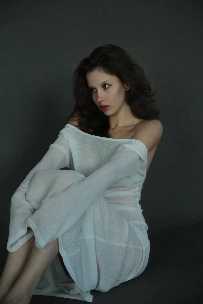XXX Porn Photo of Nude LachelleFrommer 1
