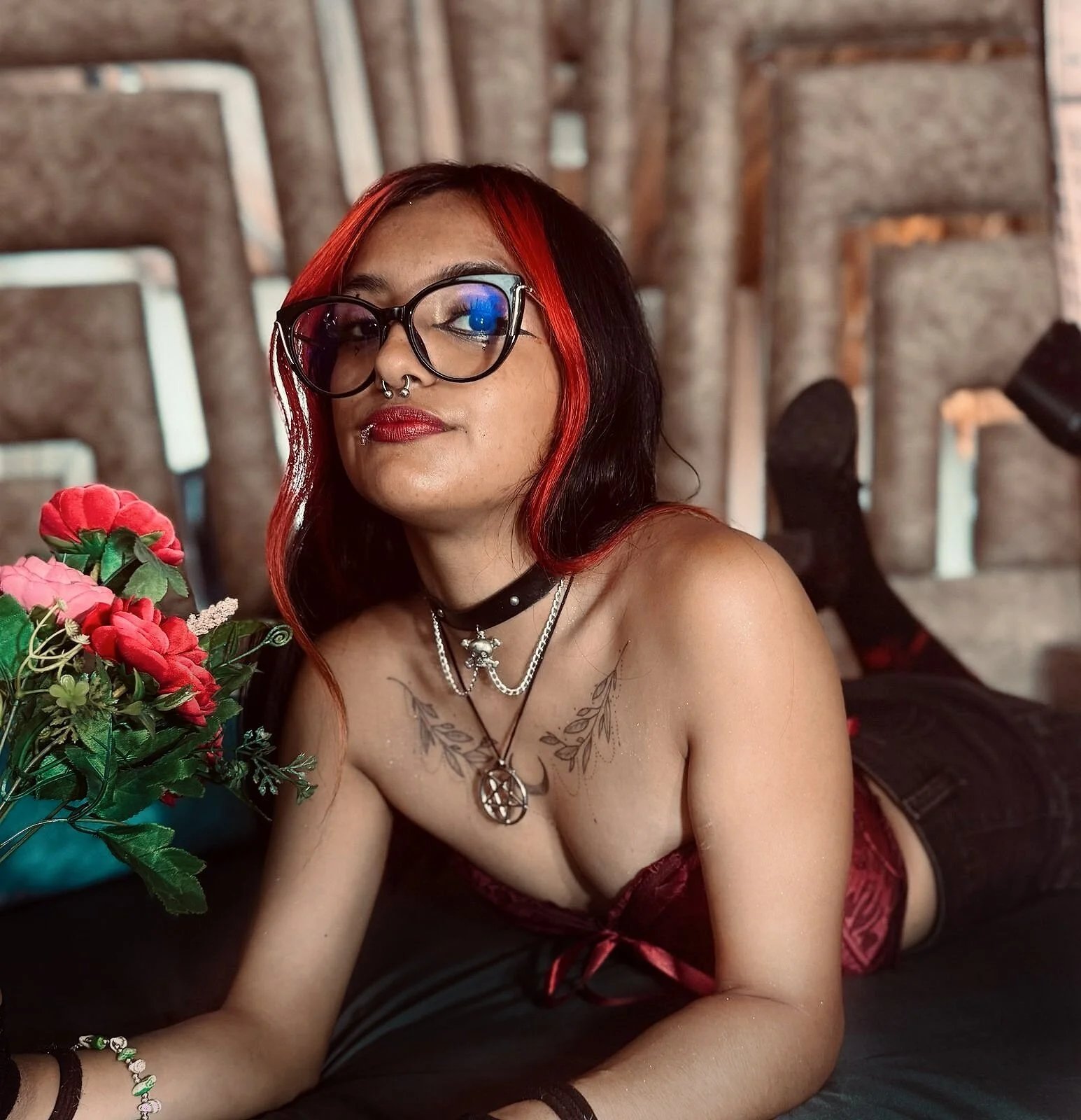 XXX Porn Photo of Nude carolinerue 74