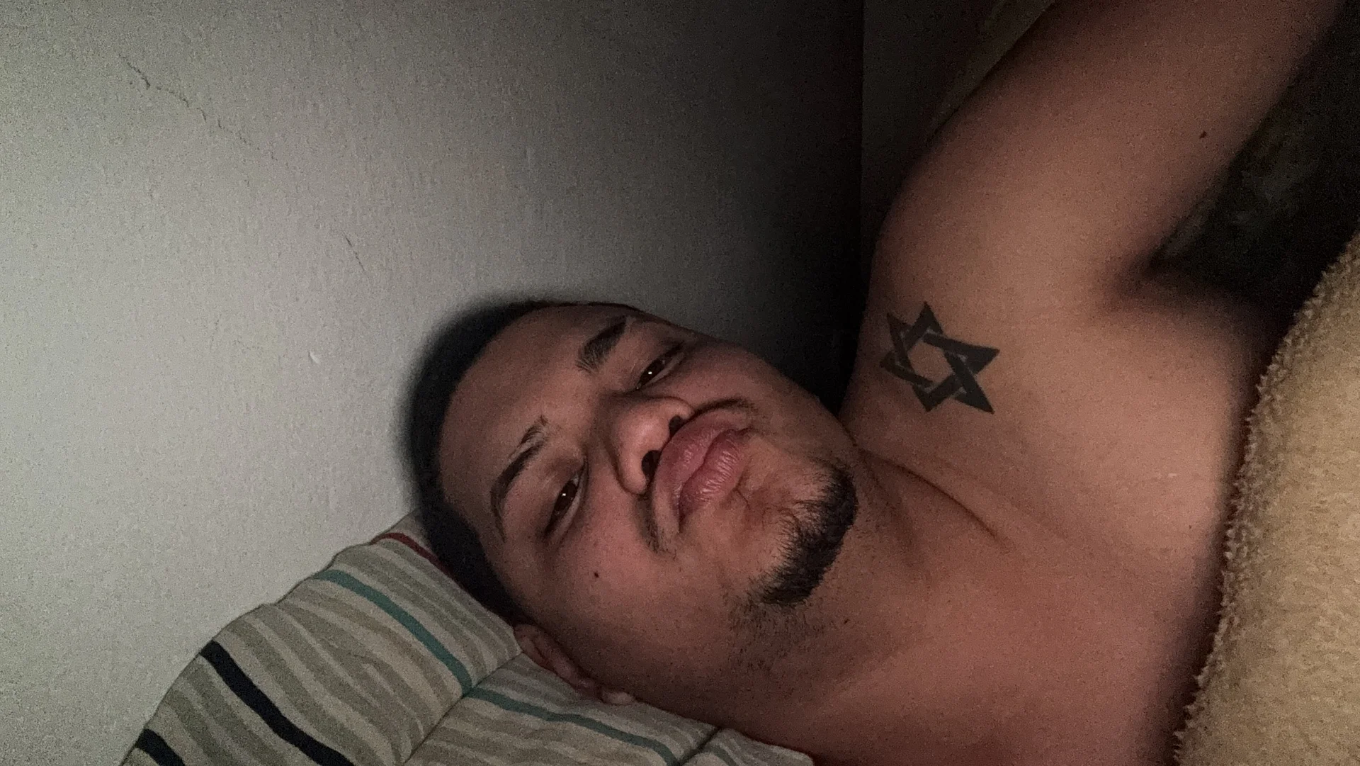 XXX Porn Photo of Nude Steven24r30 6