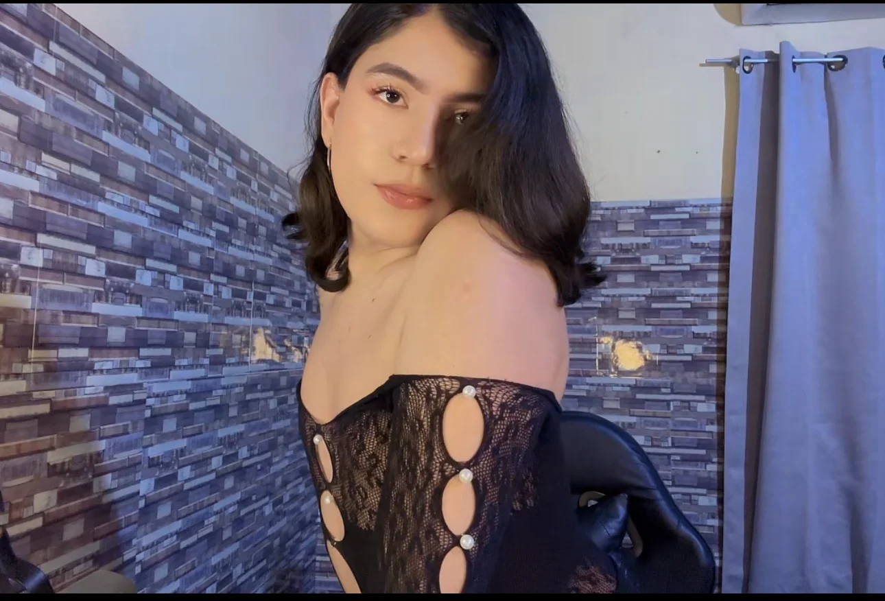 XXX Porn Photo of Nude xxxEmmaxx 5