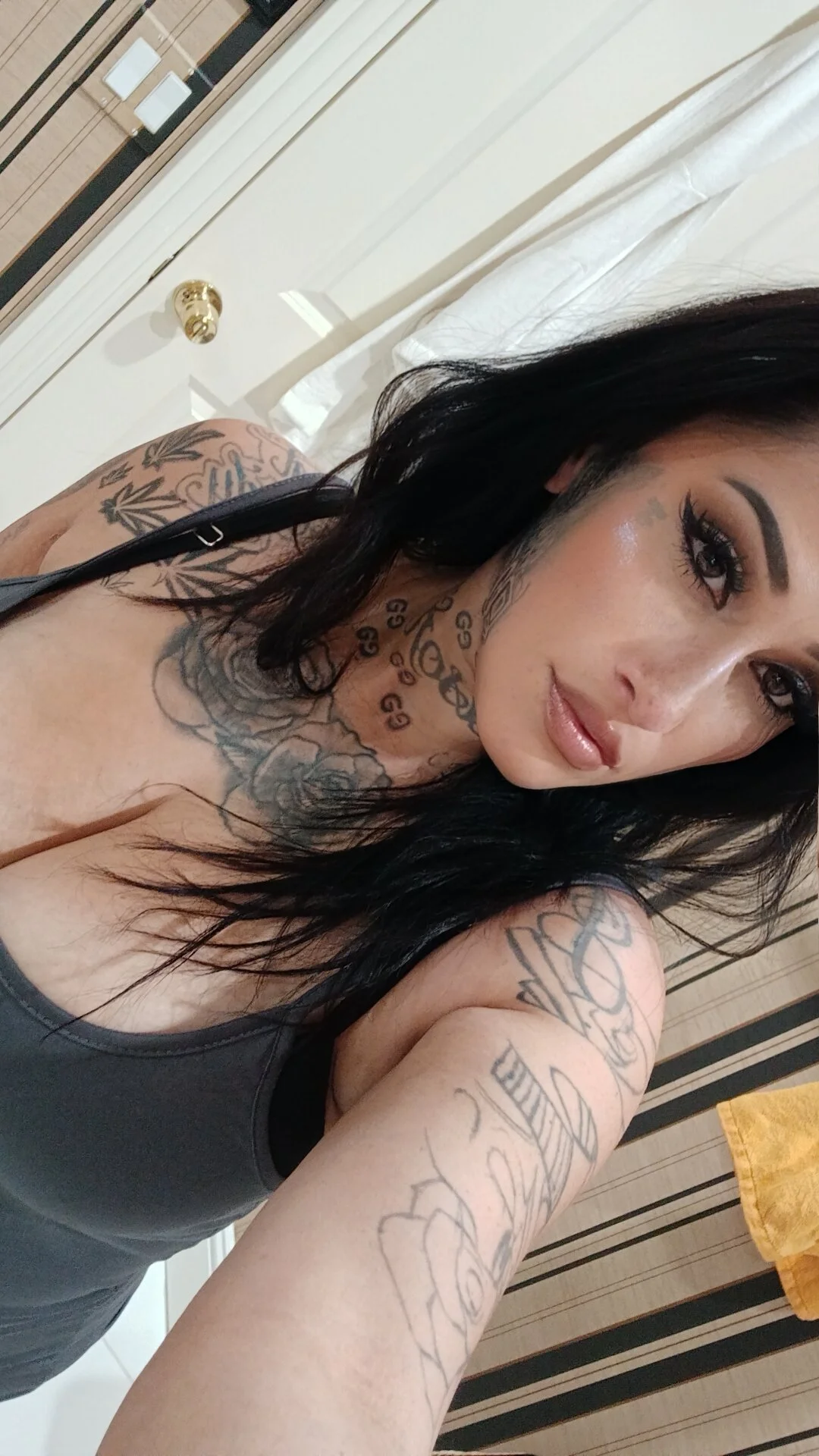 XXX Porn Photo of Nude tattdbaddie91 1