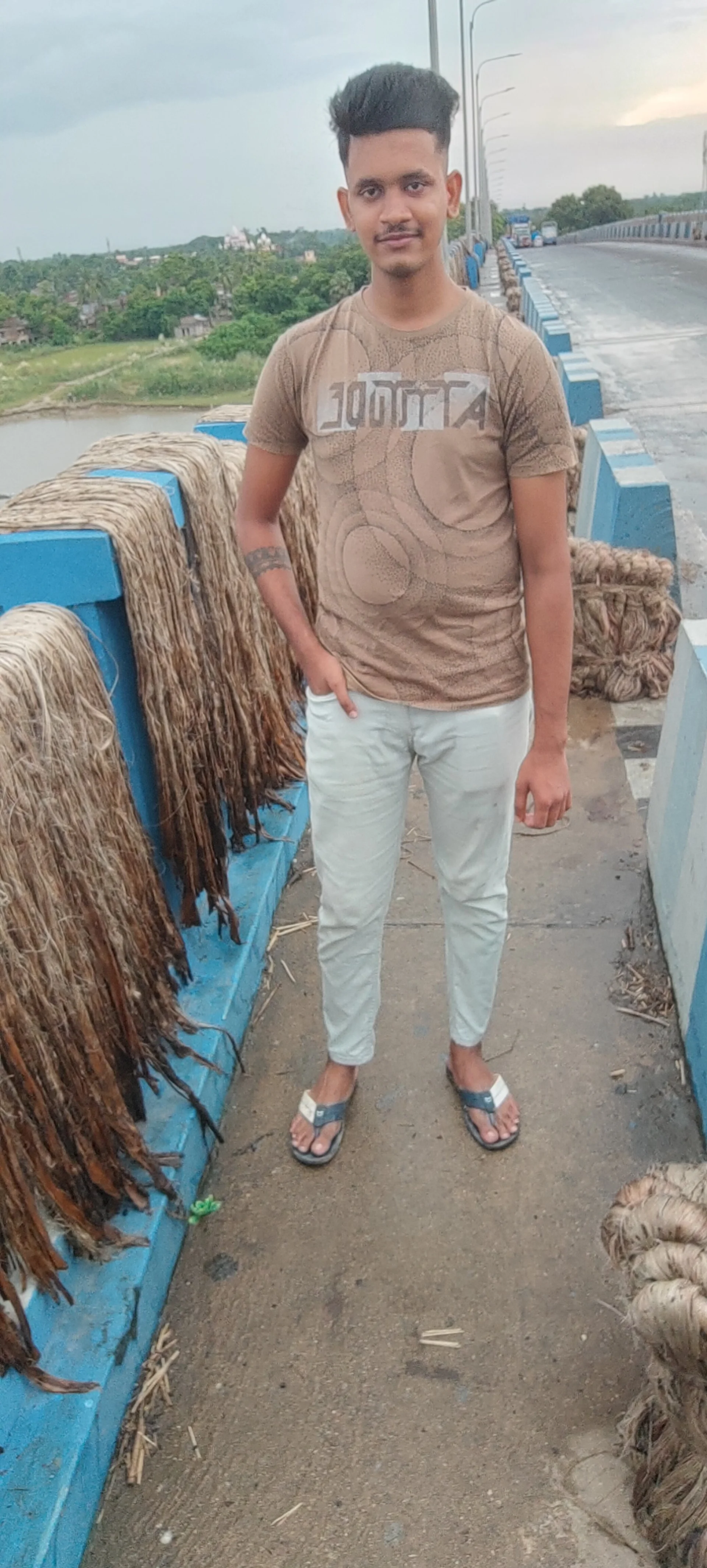SEXY_RAJ00100