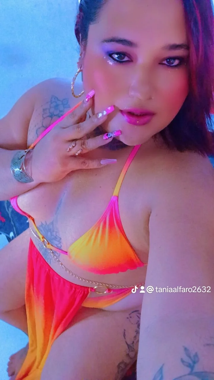 XXX Porn Photo of Nude Kat_Valen 4
