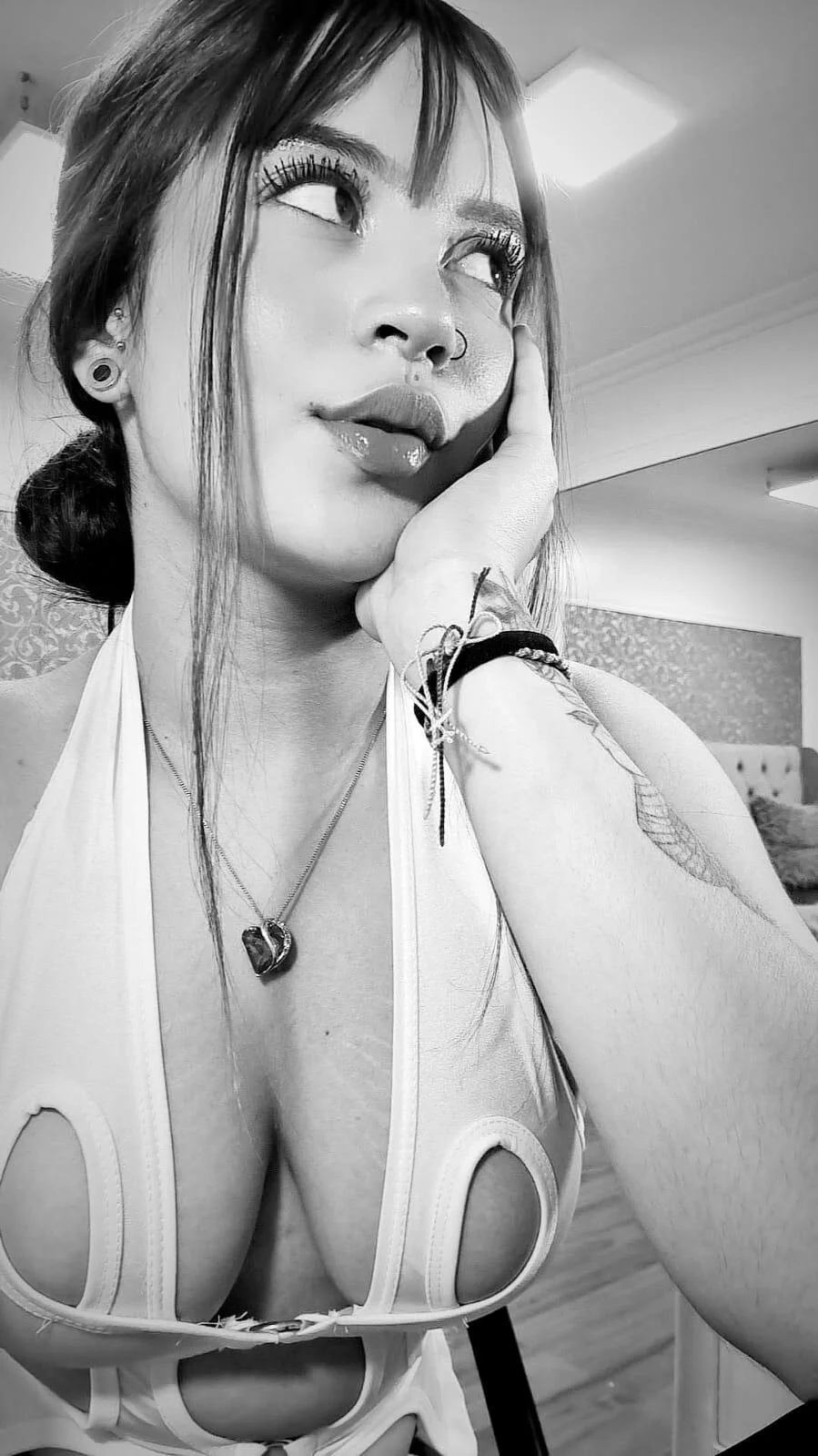 XXX Porn Photo of Nude Jolie_price 76