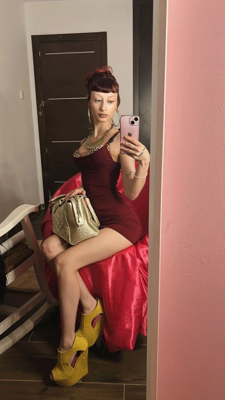 XXX Porn Photo of Nude Naughty_Novaa 4