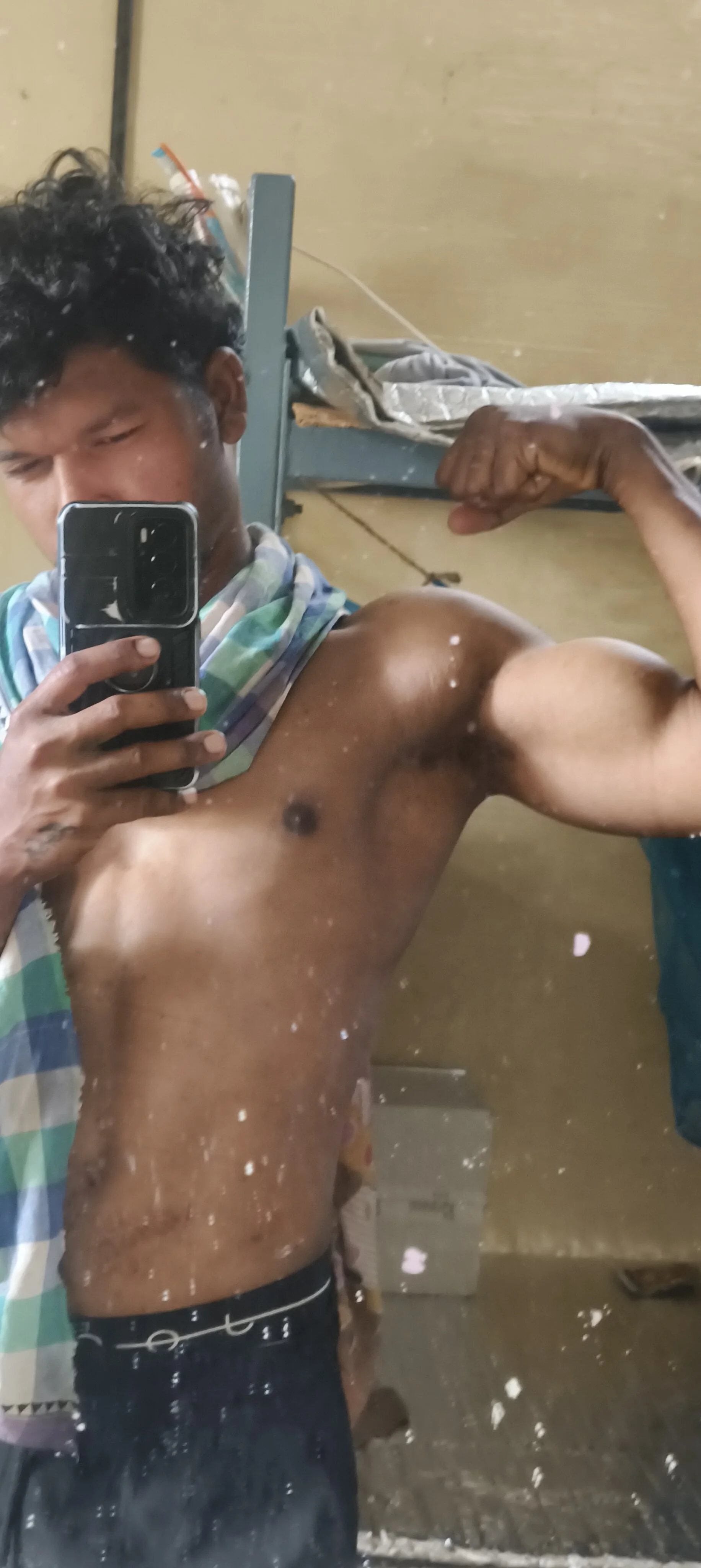 XXX Porn Photo of Nude maxjohn9 3