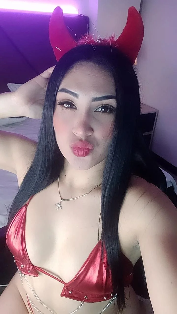 XXX Porn Photo of Nude Emy_cutee 39