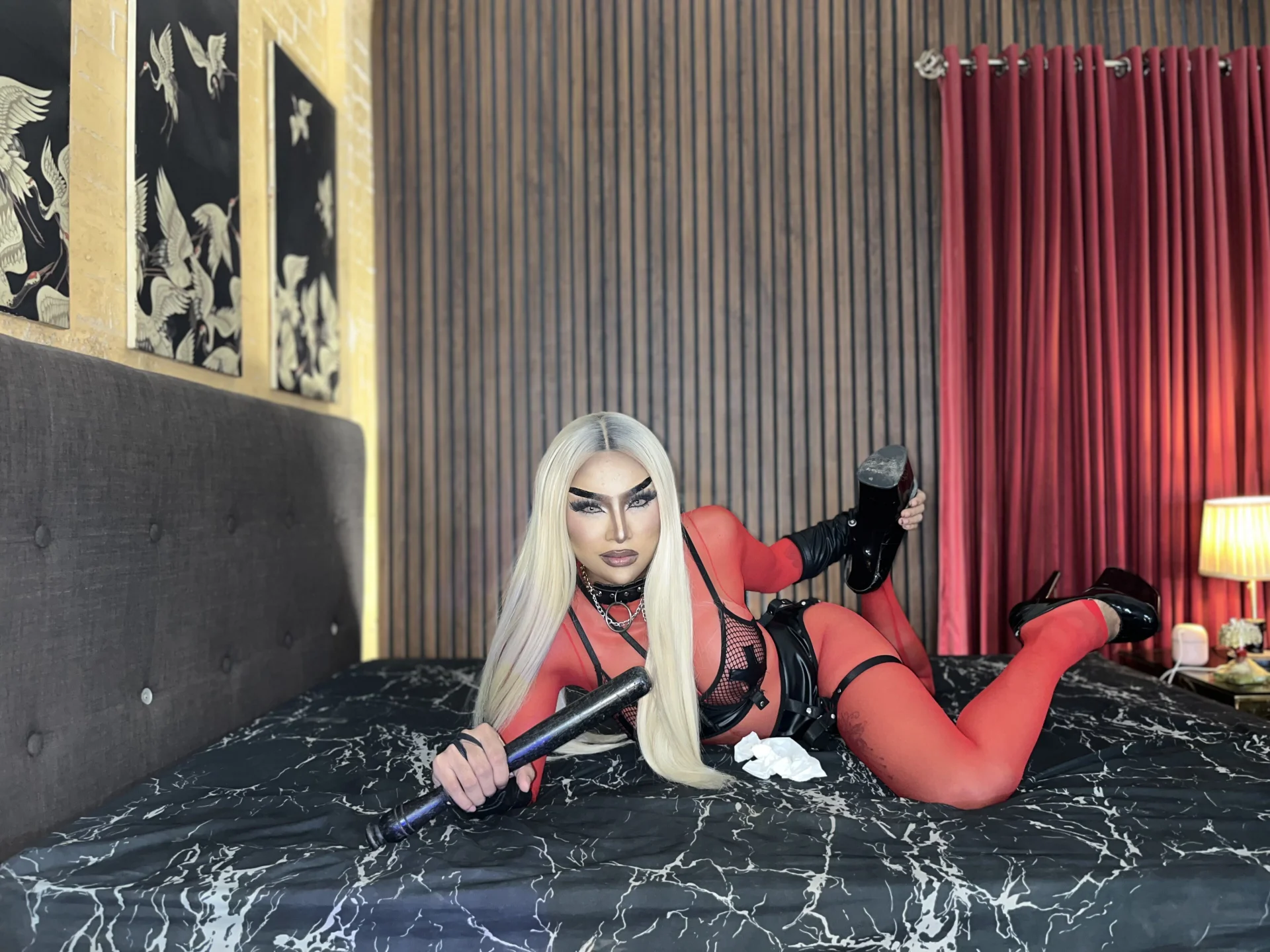 XXX Porn Photo of Nude MassiveCockTrans 6