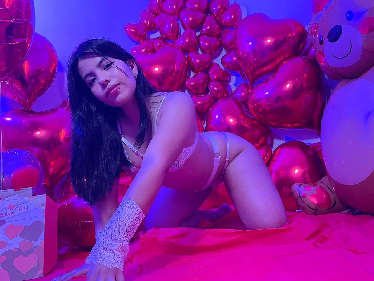 XXX Porn Photo of Nude abelladanger_92 11