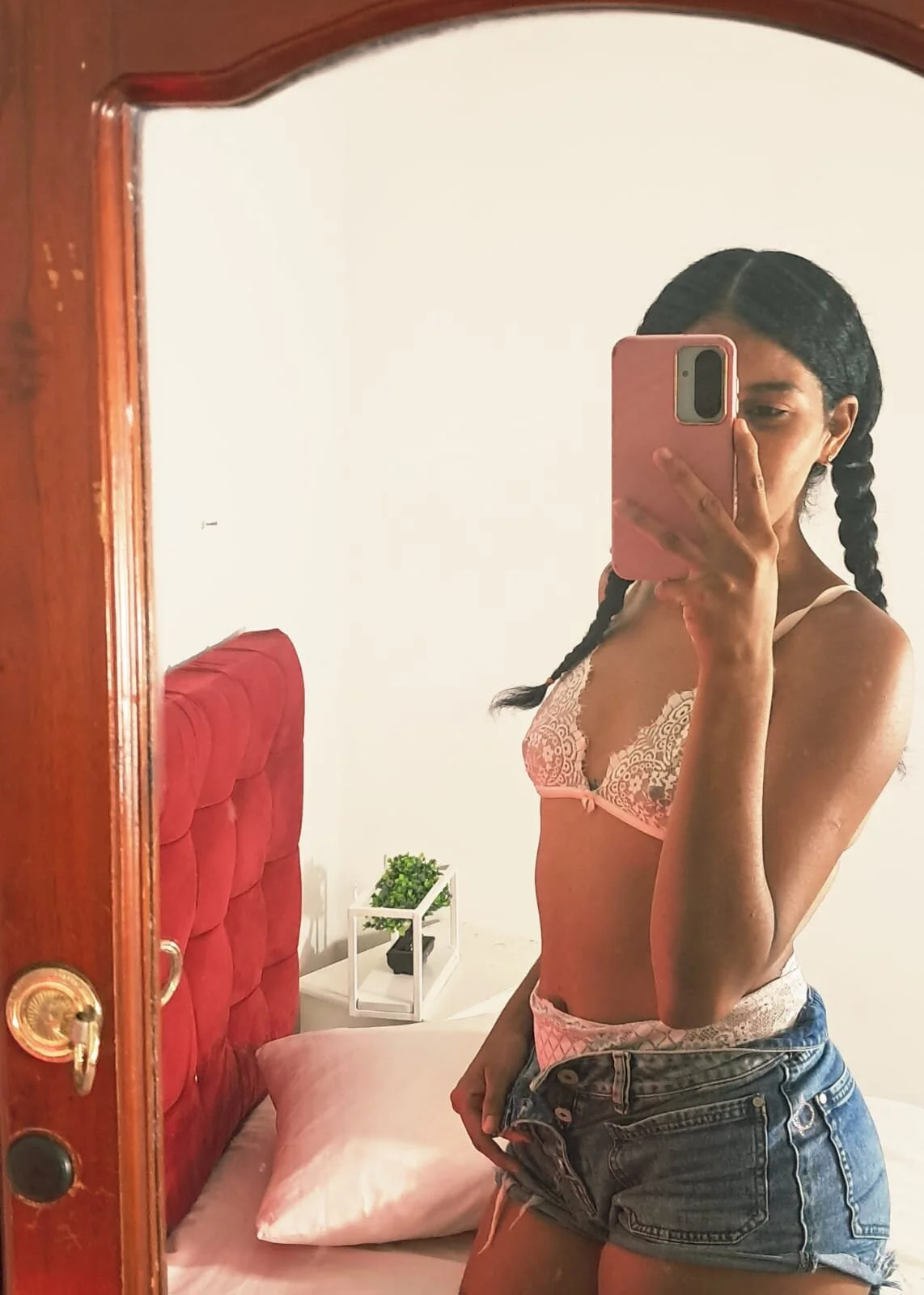 XXX Porn Photo of Nude Ashly_Ebony 3