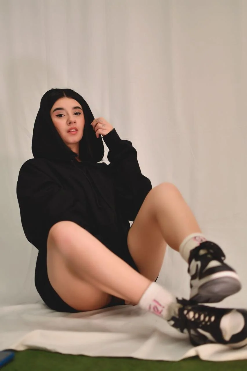 XXX Porn Photo of Nude SaraBraun_ 16