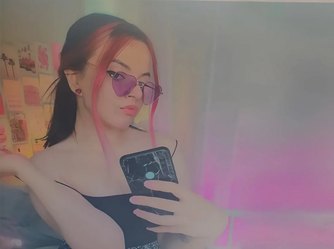 XXX Porn Photo of Nude Kira_777_Soon 2