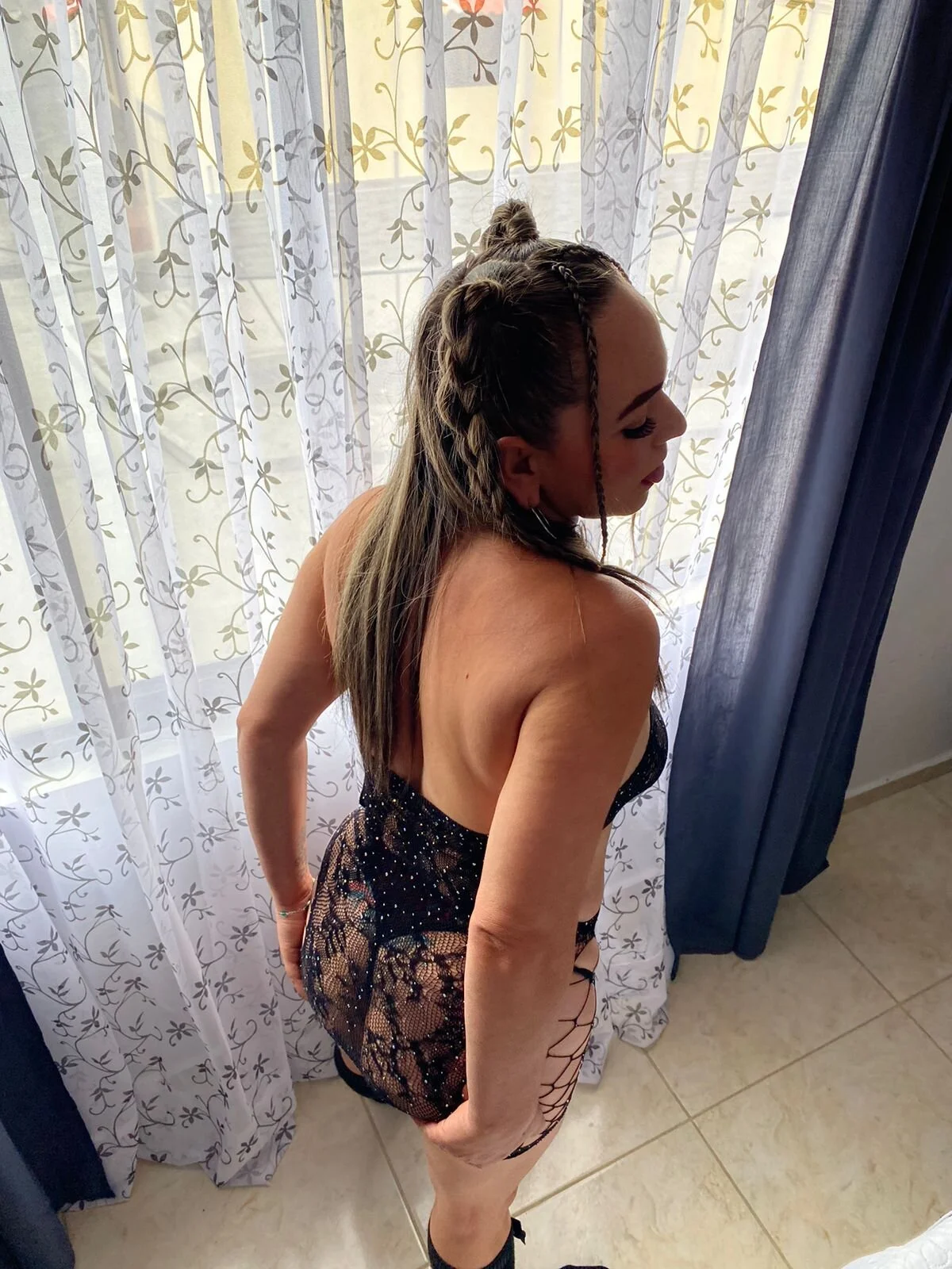 XXX Porn Photo of Nude hellen_martin 11