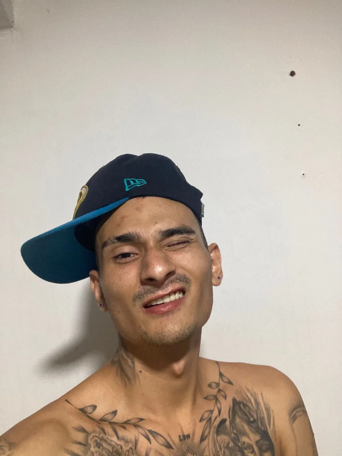 XXX Porn Photo of Nude Exotic_Boy777Z 3