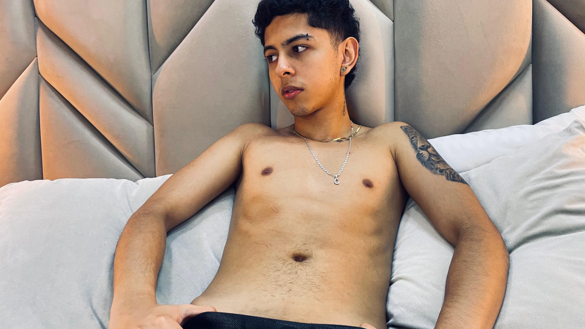 XXX Porn Photo of Nude NohaDrake 2