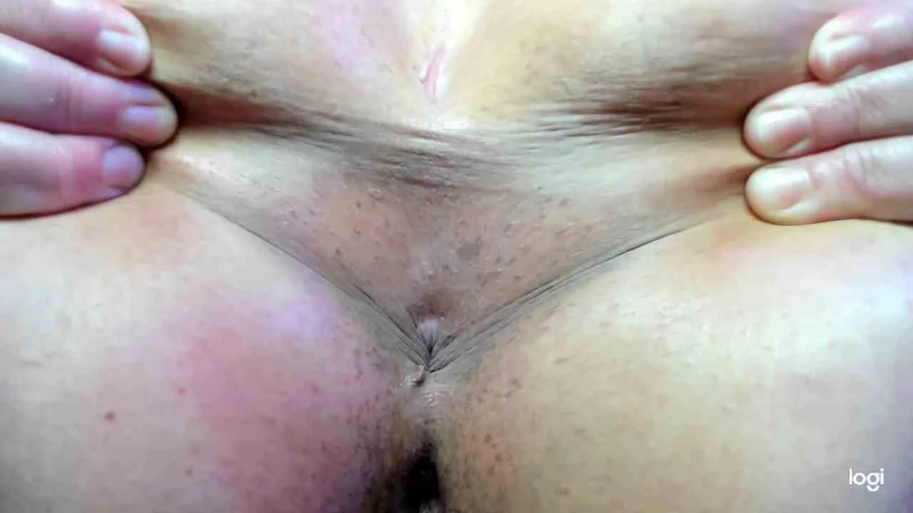 XXX Porn Photo of Nude MANDY_BIG_BOOT 1