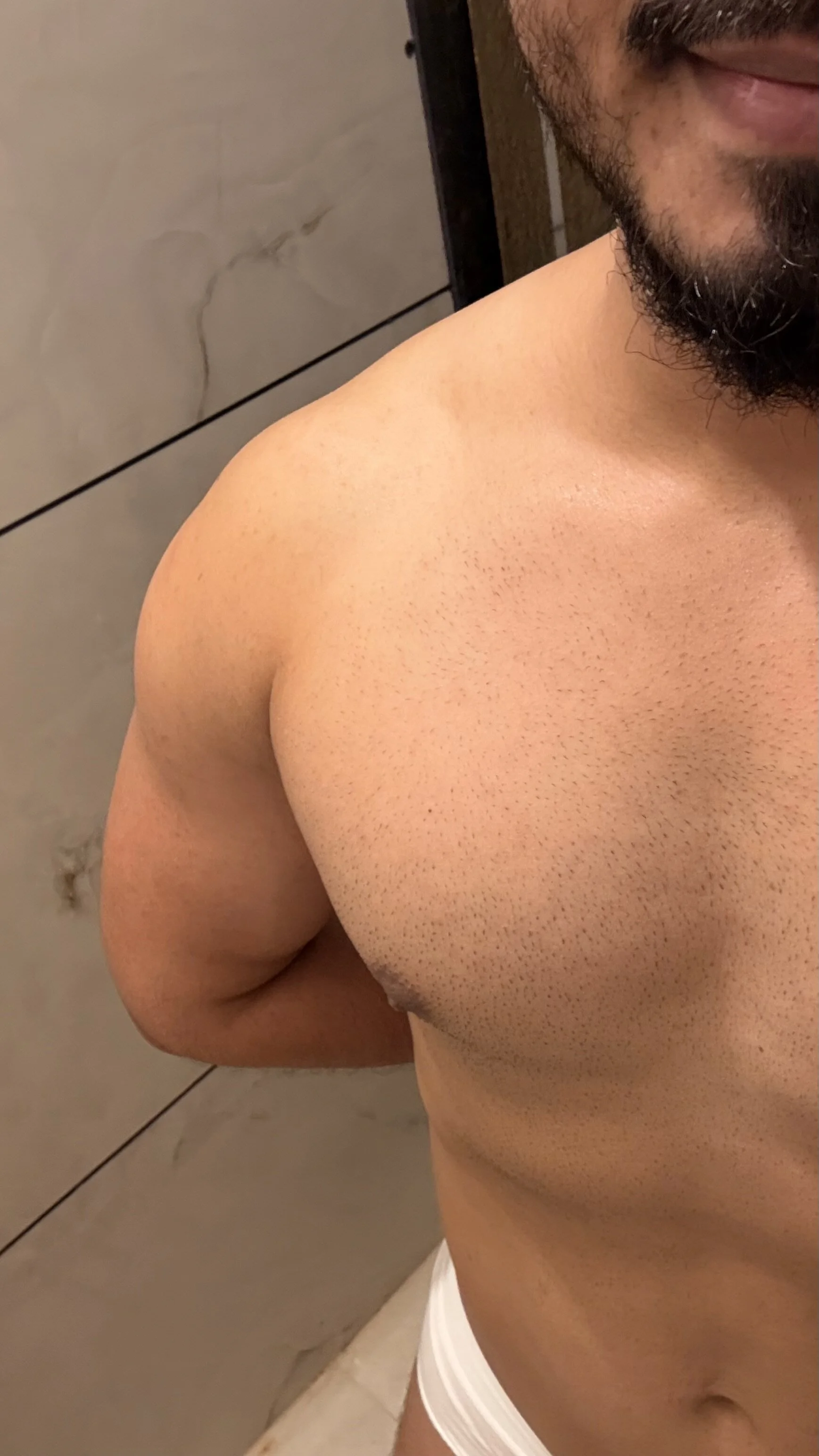 XXX Porn Photo of Nude Biggycock_95 1