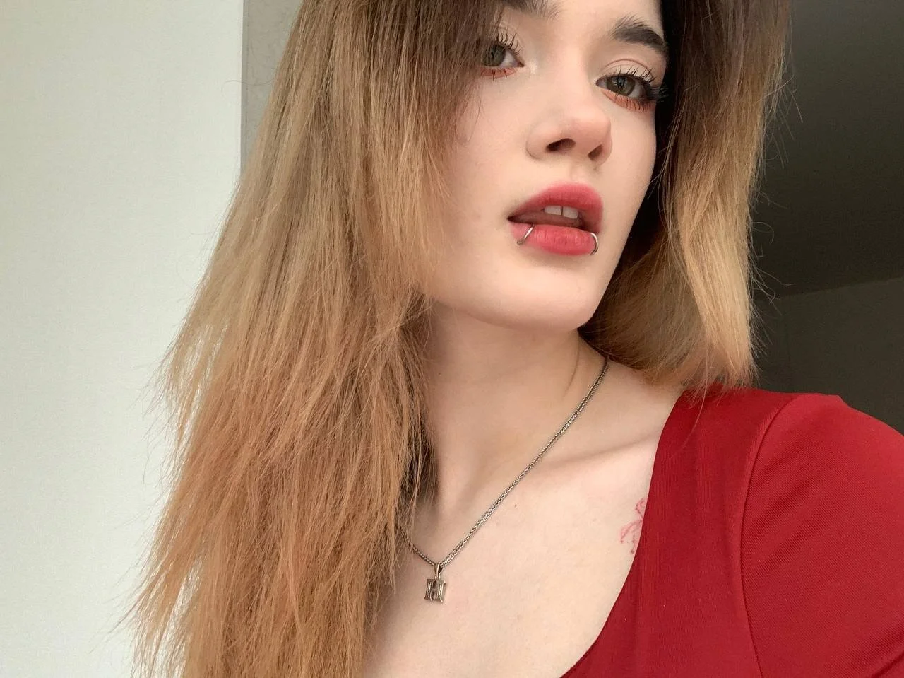 XXX Porn Photo of Nude liana_kisses 156