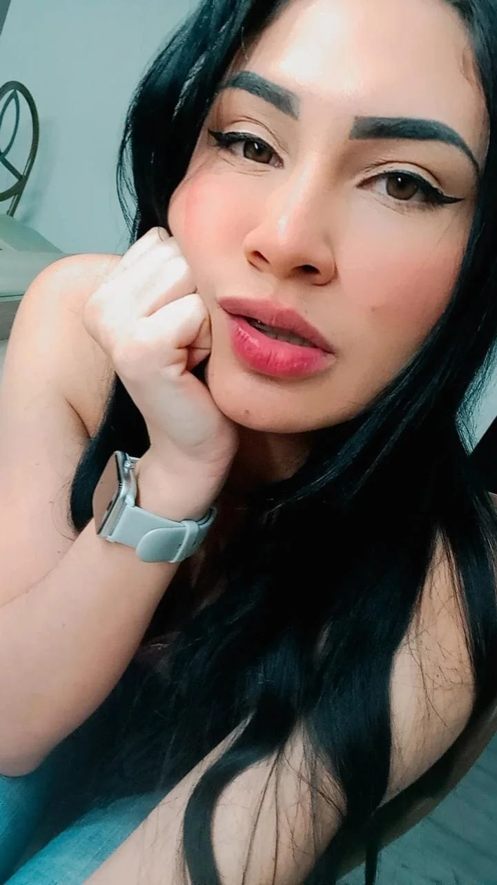 XXX Porn Photo of Nude Emy_cutee 14