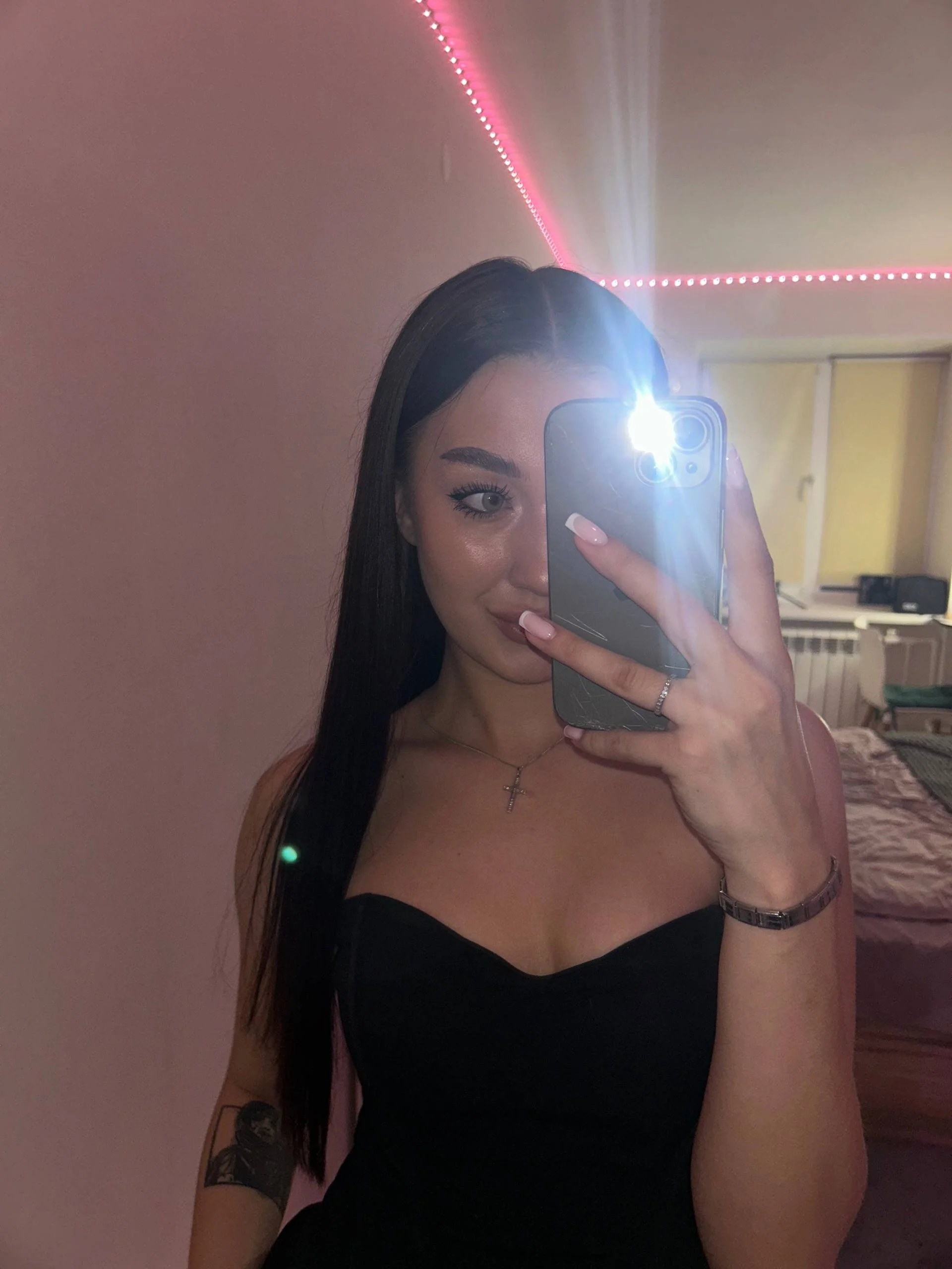 XXX Porn Photo of Nude EmilyGlowing 5