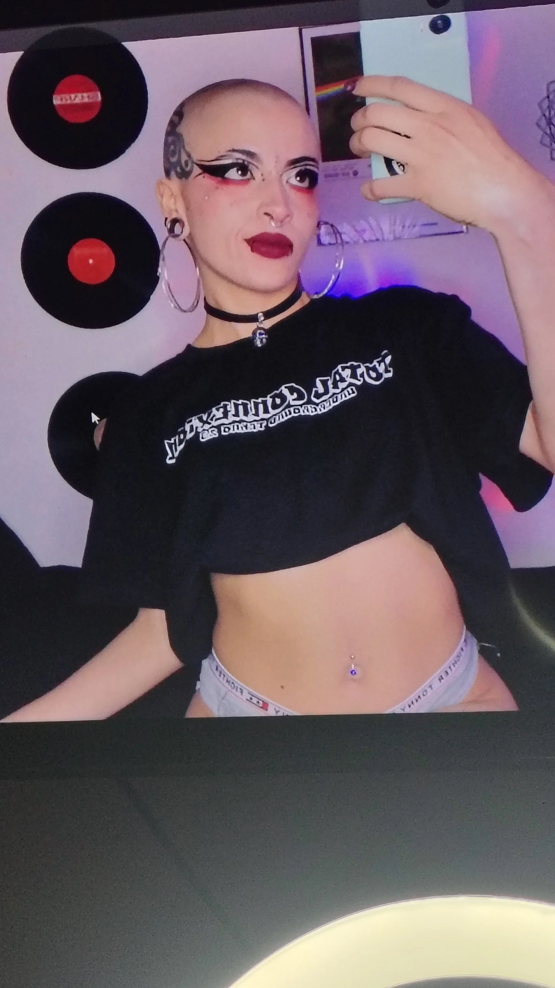 XXX Porn Photo of Nude plutonbluemooon333 9