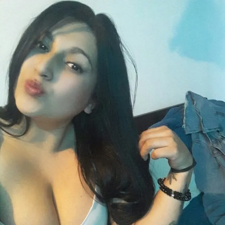 XXX Porn Photo of Nude Magenta_Moon 5