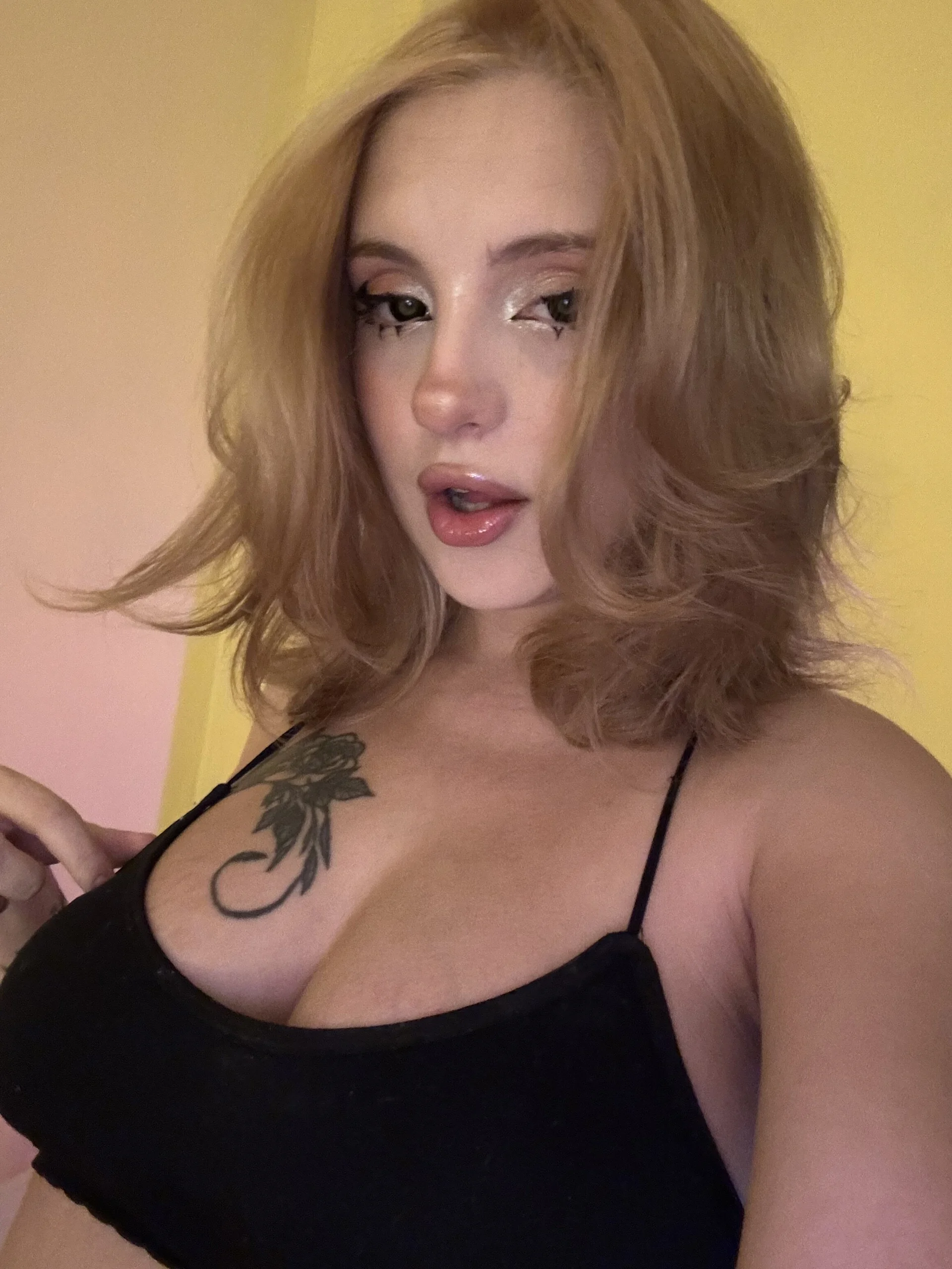 XXX Porn Photo of Nude Melissa_cum 11