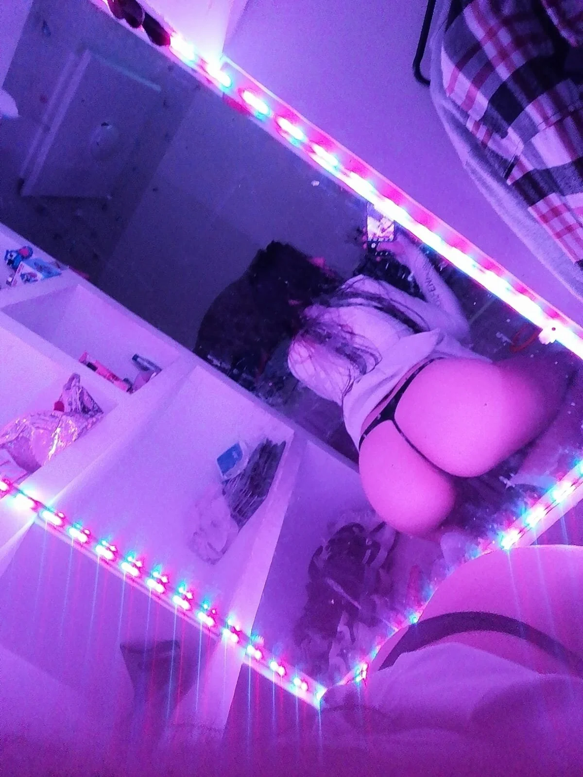 XXX Porn Photo of Nude Room_Sin_Reglas 4