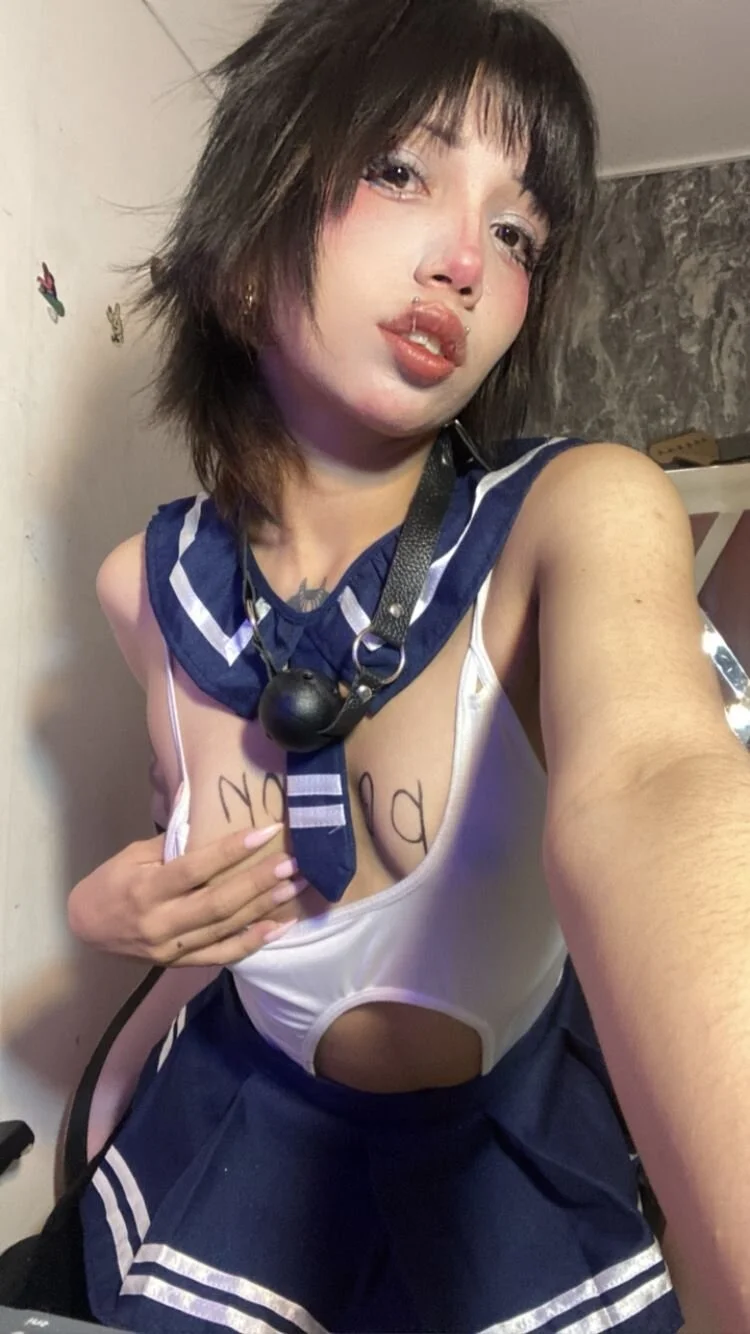 XXX Porn Photo of Nude Terraelowen 69