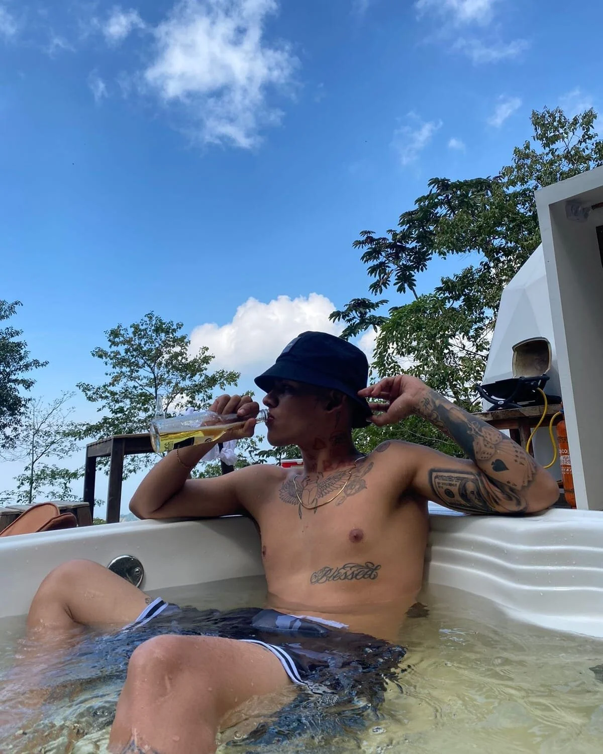 XXX Porn Photo of Nude Clyde019 4