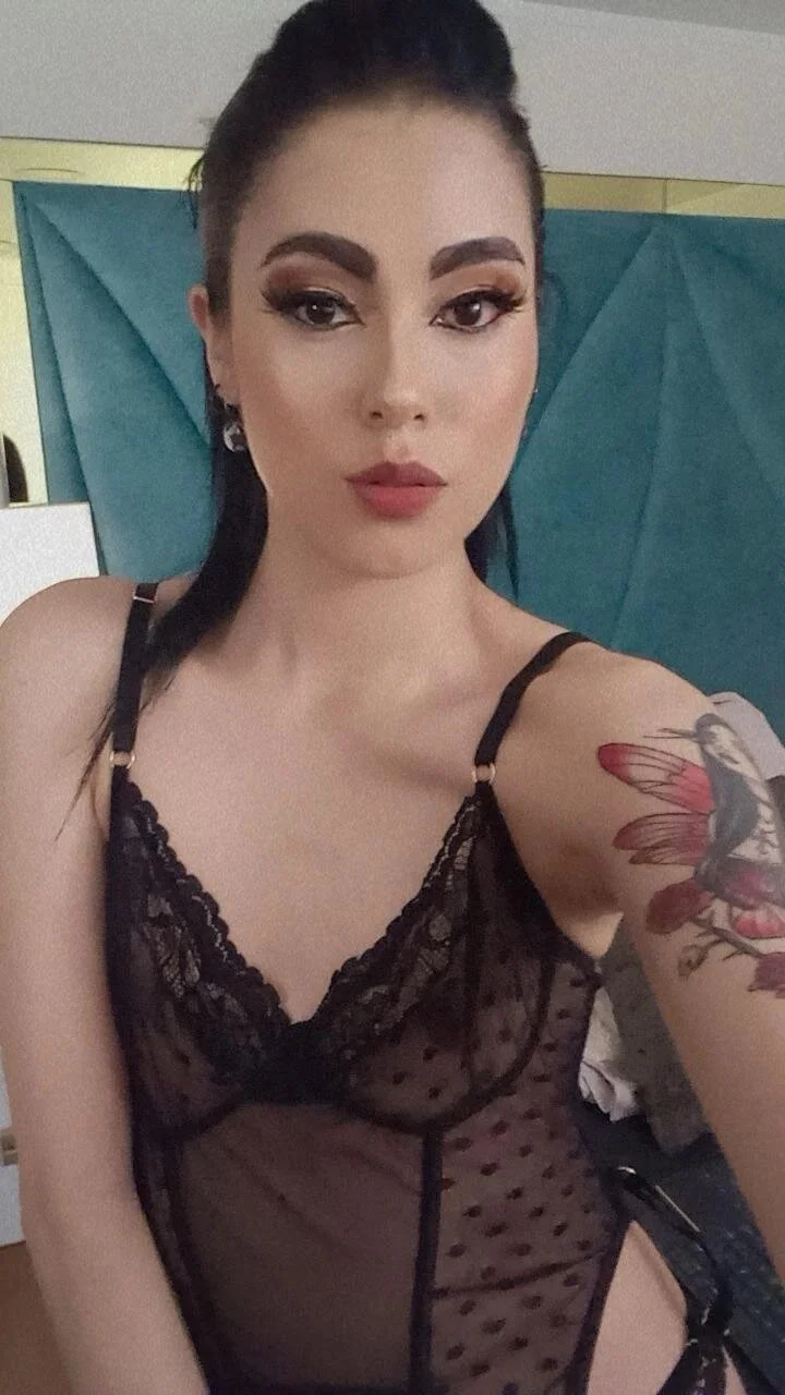 XXX Porn Photo of Nude DAKOTA_BLAZE__ 9